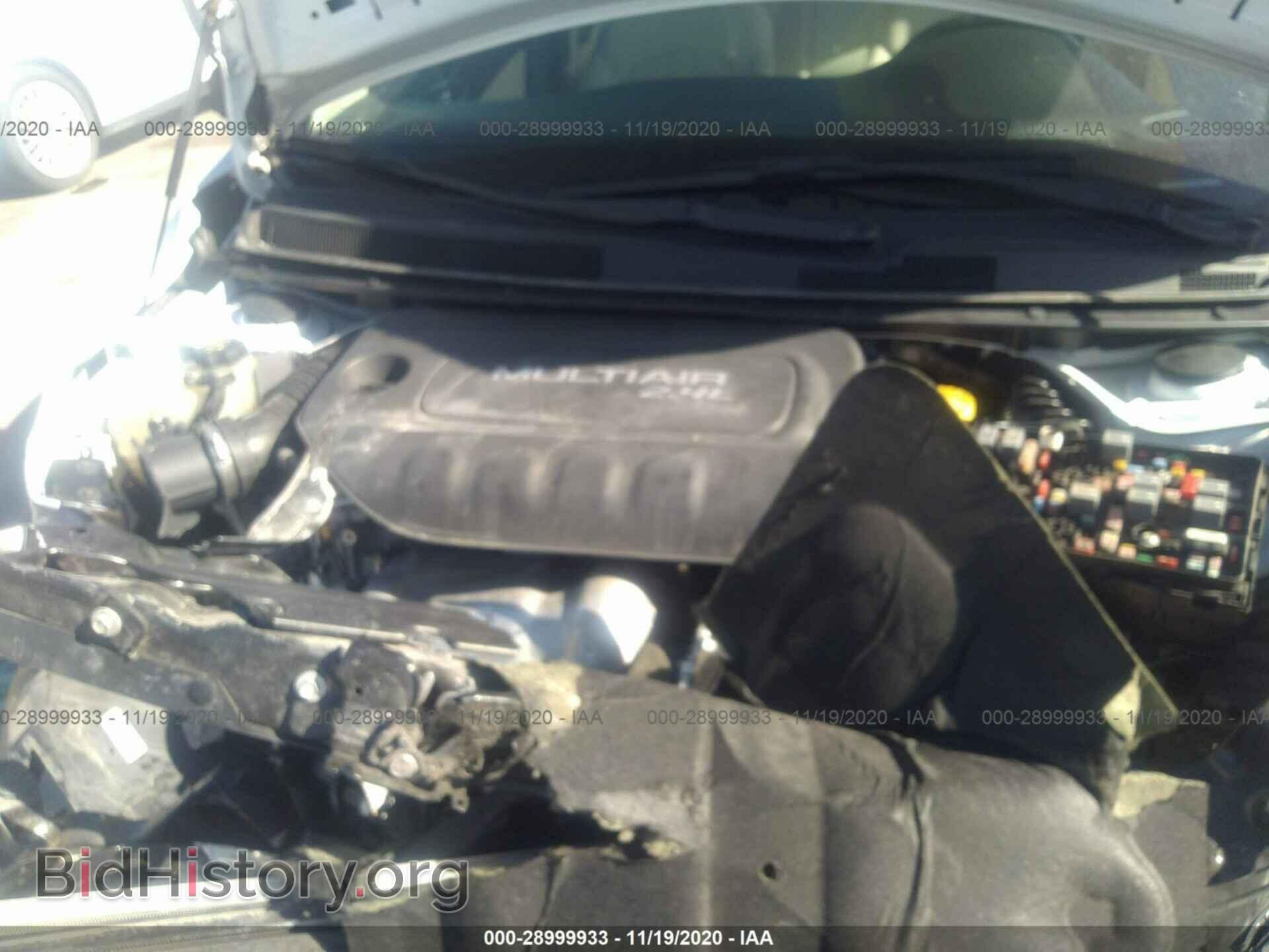 2015 CHRYSLER 200 - VIN: 1C3CCCAB2FN689870 - Фото 10