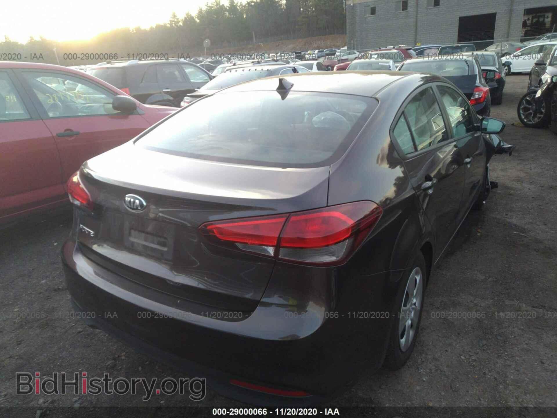 2017 KIA FORTE - VIN: 3KPFK4A73HE014792 - Фото 4