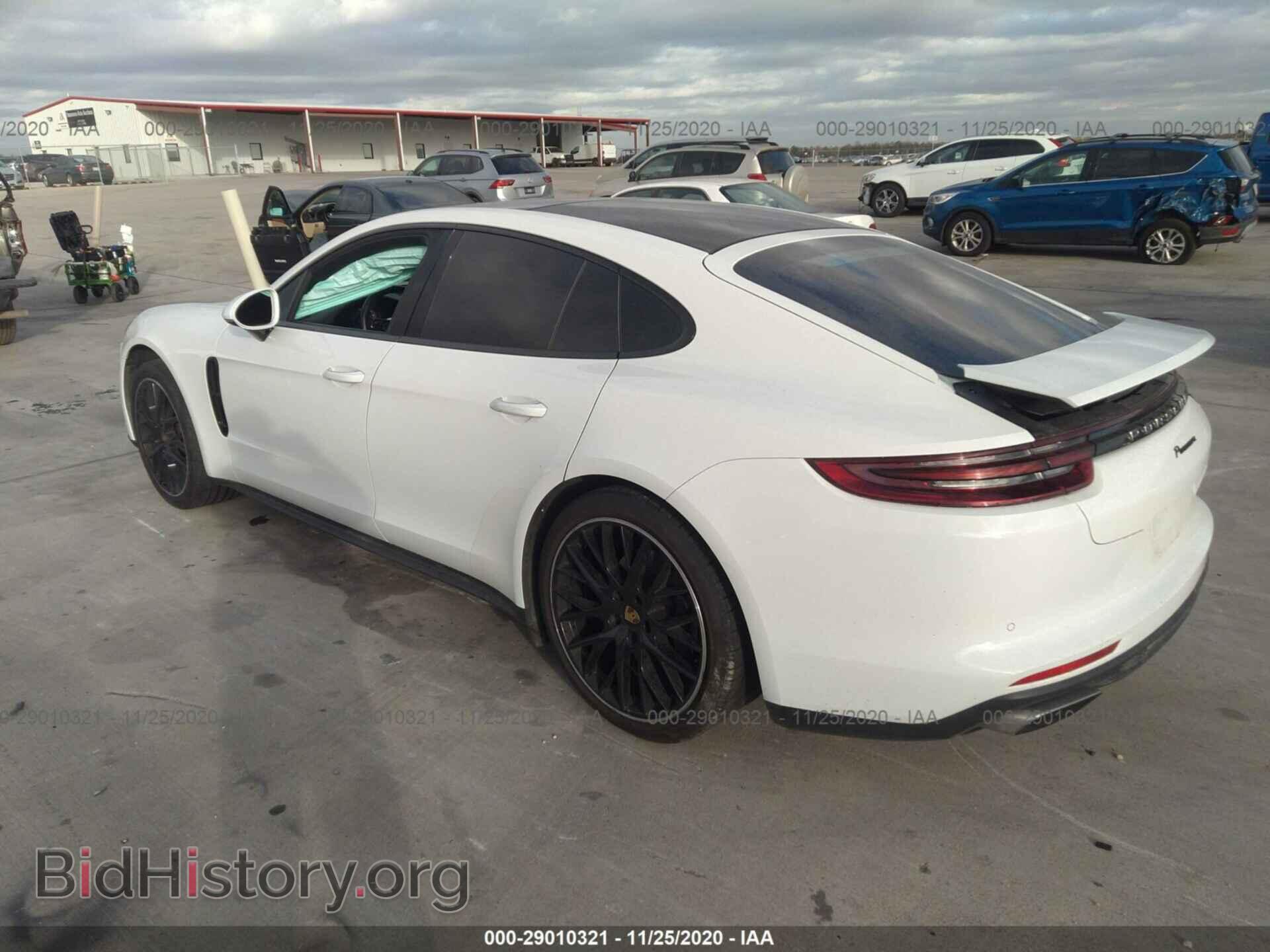 2017 PORSCHE PANAMERA - VIN: WP0AA2A72HL100670 - Фото 3