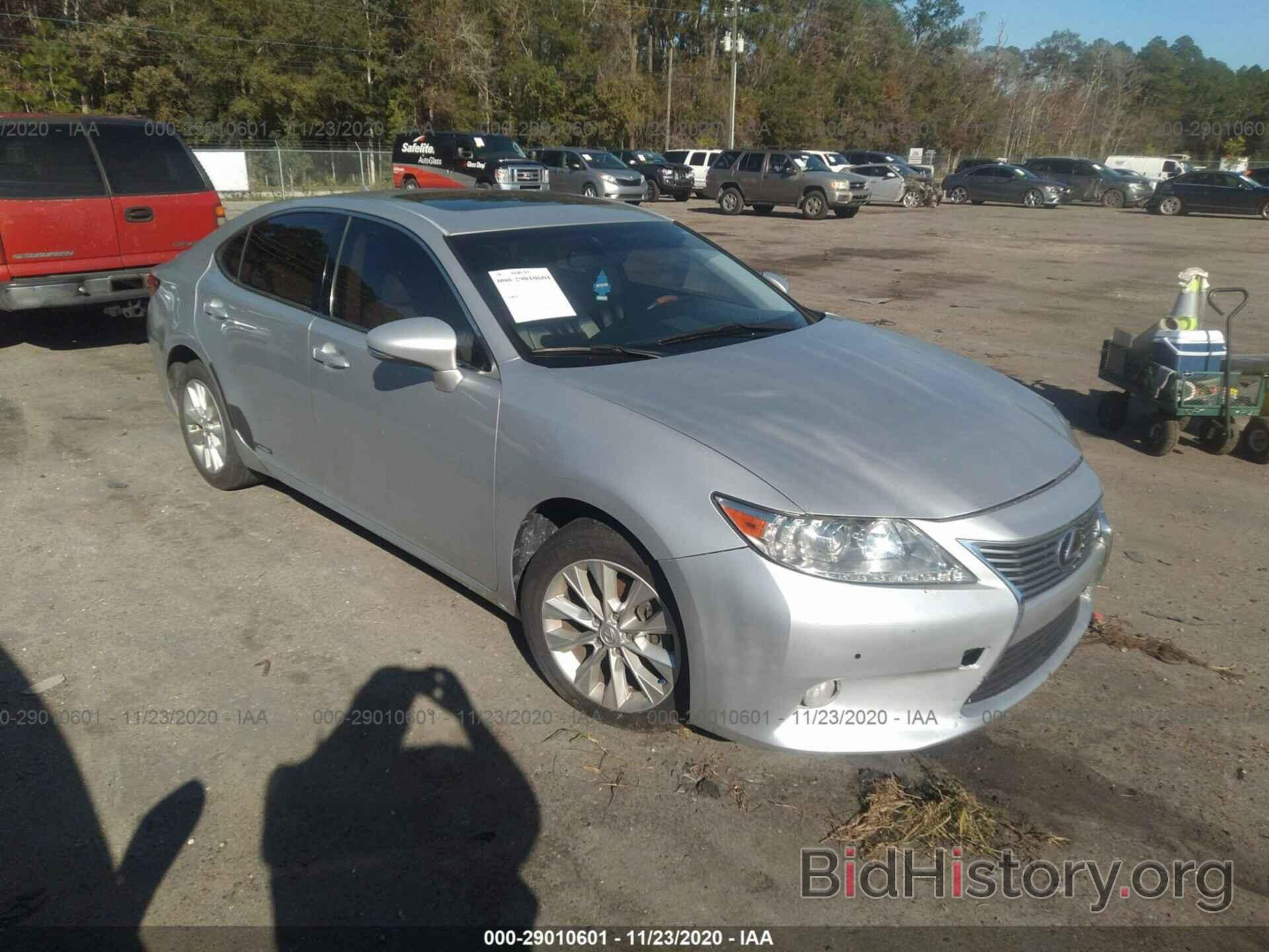 Photo JTHBW1GG0D2013226 - LEXUS ES 300H 2013