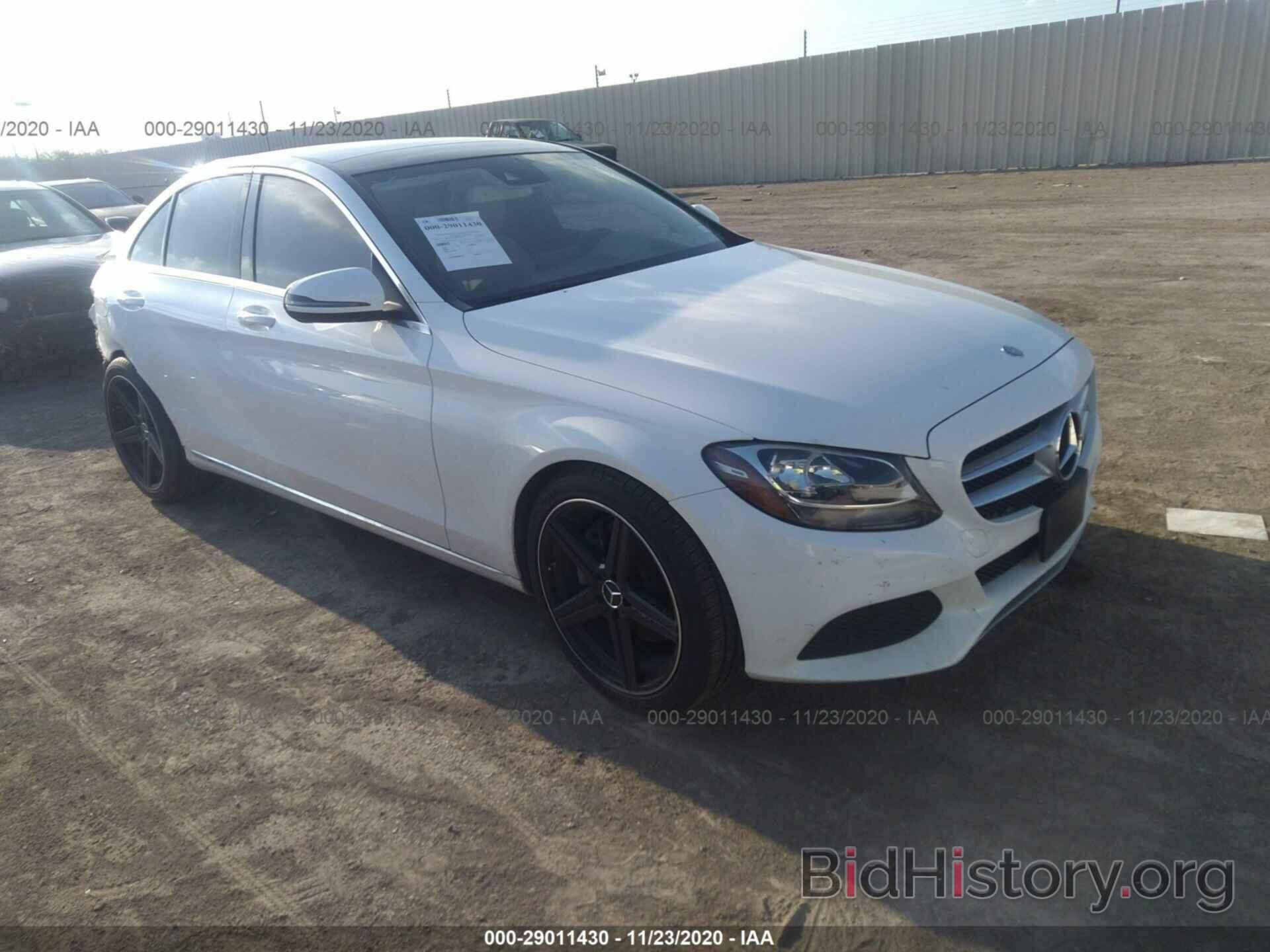 Photo WDDWF4JB4GR160555 - MERCEDES-BENZ C-CLASS 2016