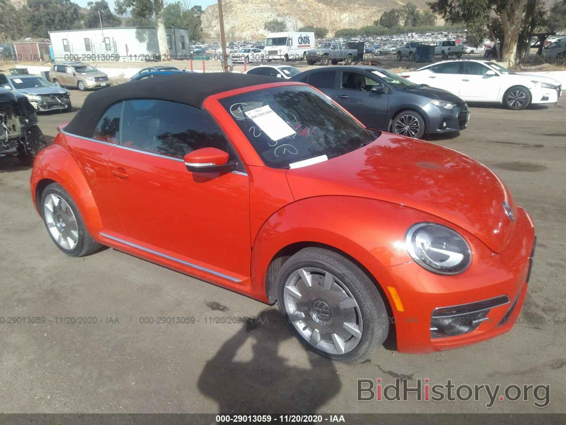 Photo 3VW5DAAT7KM504308 - VOLKSWAGEN BEETLE CONVERTIBLE 2019