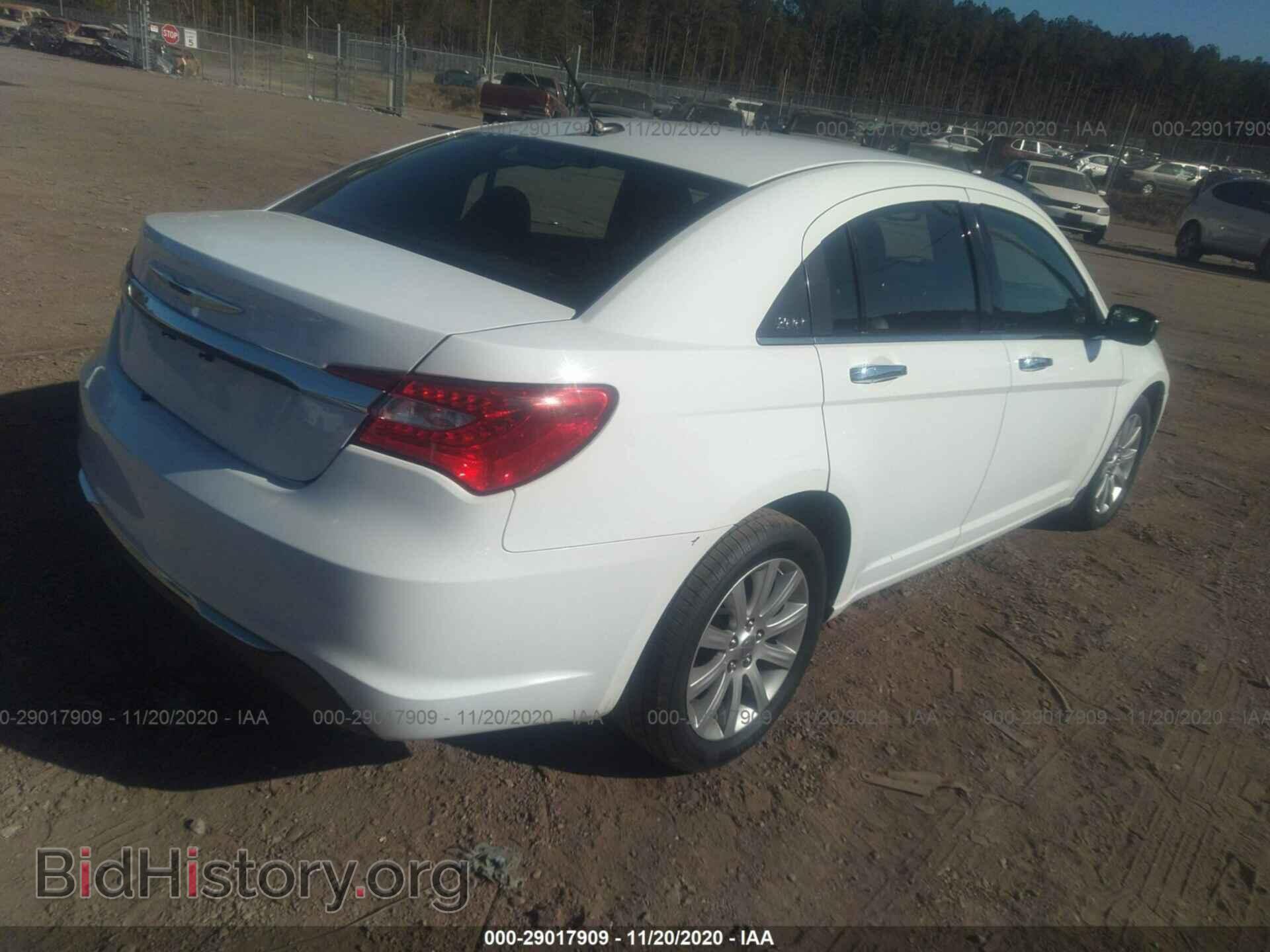 2013 CHRYSLER 200 - VIN: 1C3CCBCG2DN527141 - Фото 4