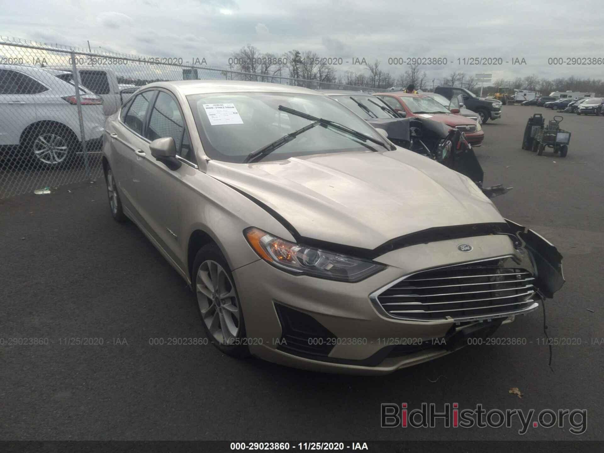 Photo 3FA6P0LU8KR158289 - FORD FUSION HYBRID 2019