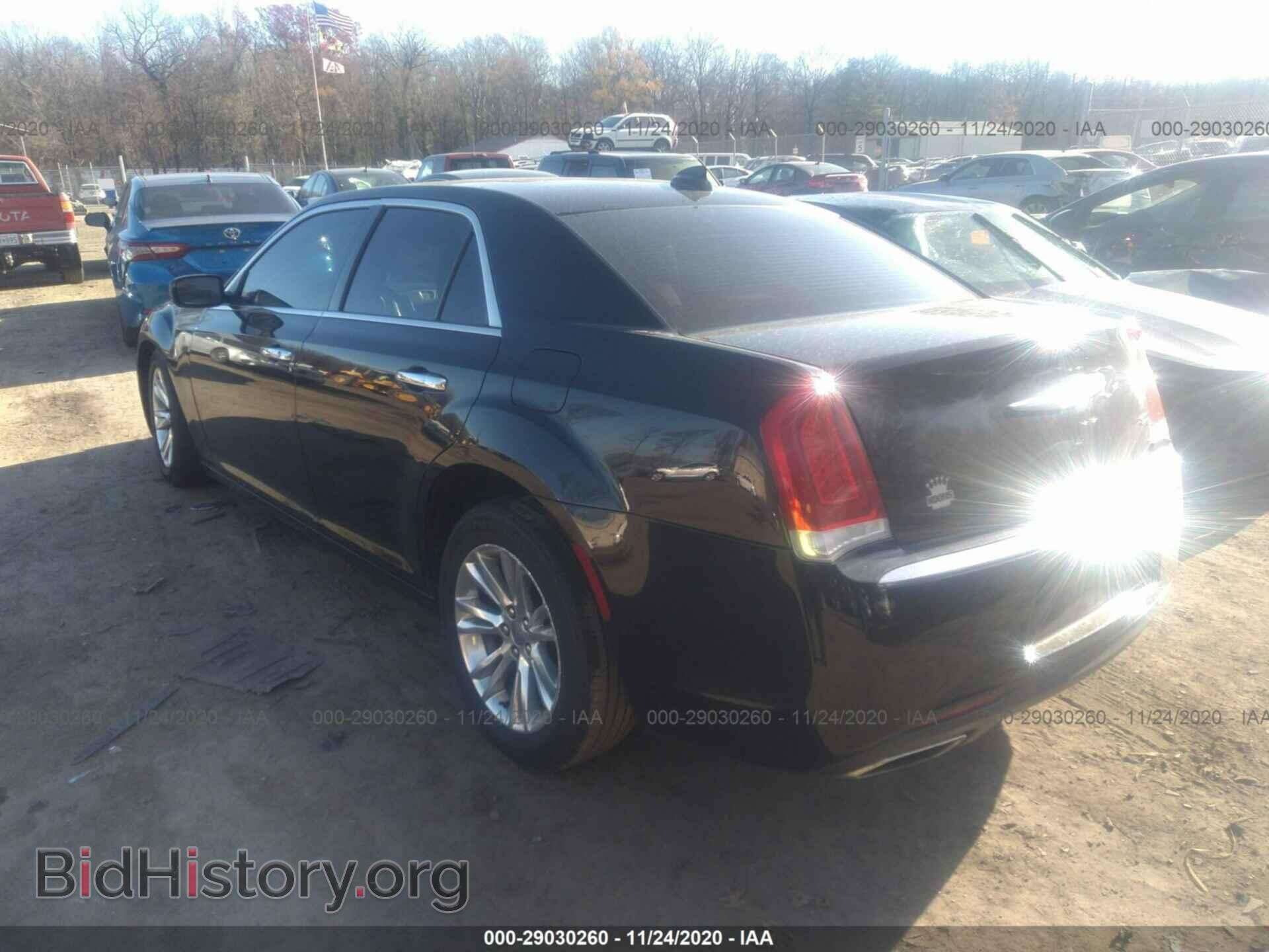 2015 CHRYSLER 300 - VIN: 2C3CCAEG9FH807710 - Фото 3