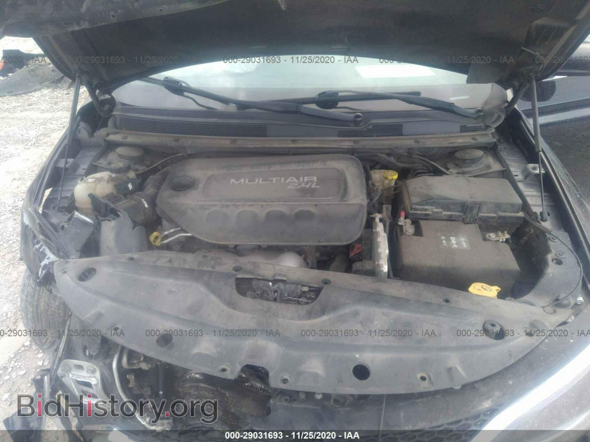2016 CHRYSLER 200 - VIN: 1C3CCCAB4GN137191 - Photo 10