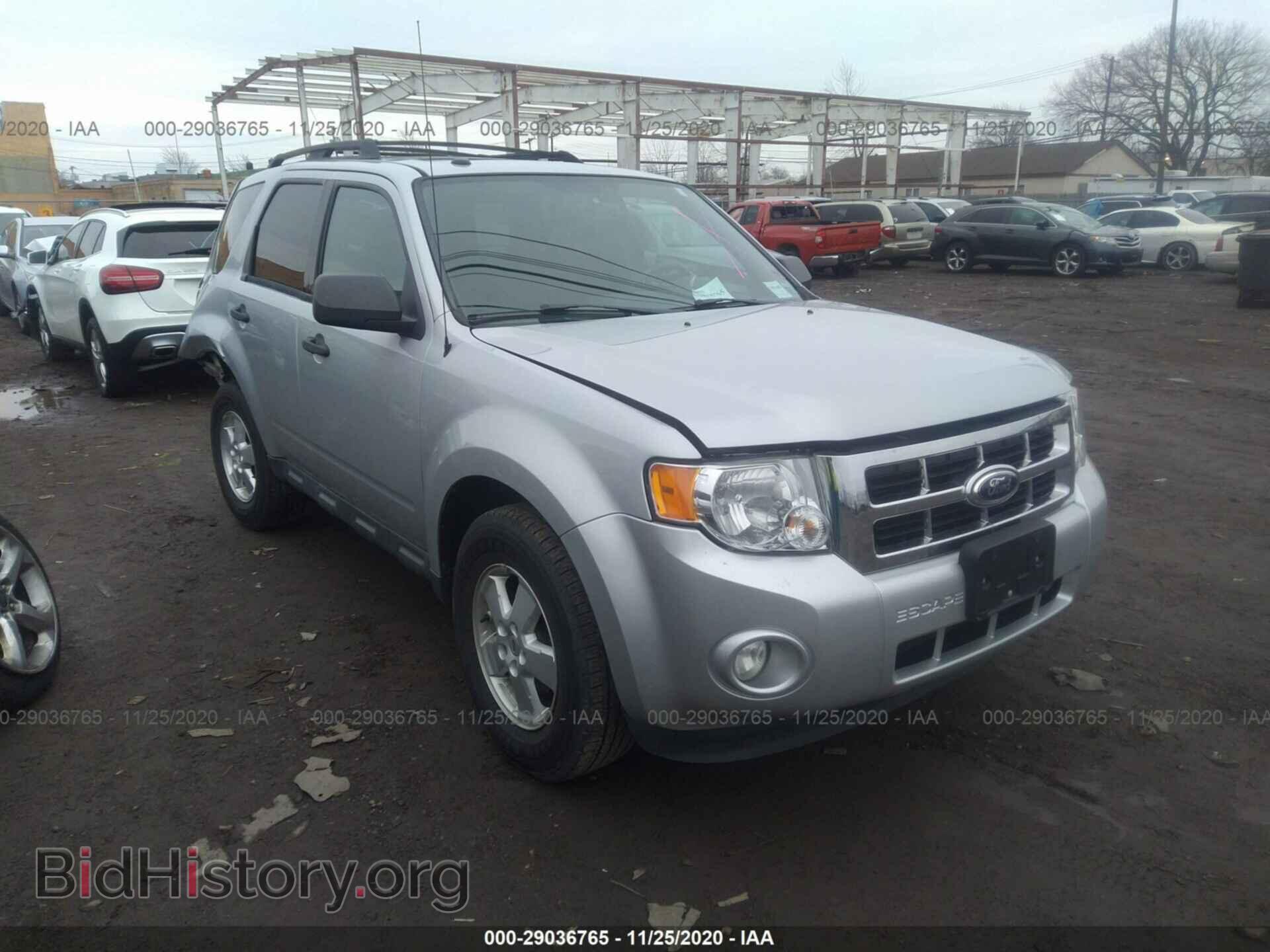 Фотография 1FMCU0D75CKC03902 - FORD ESCAPE 2012