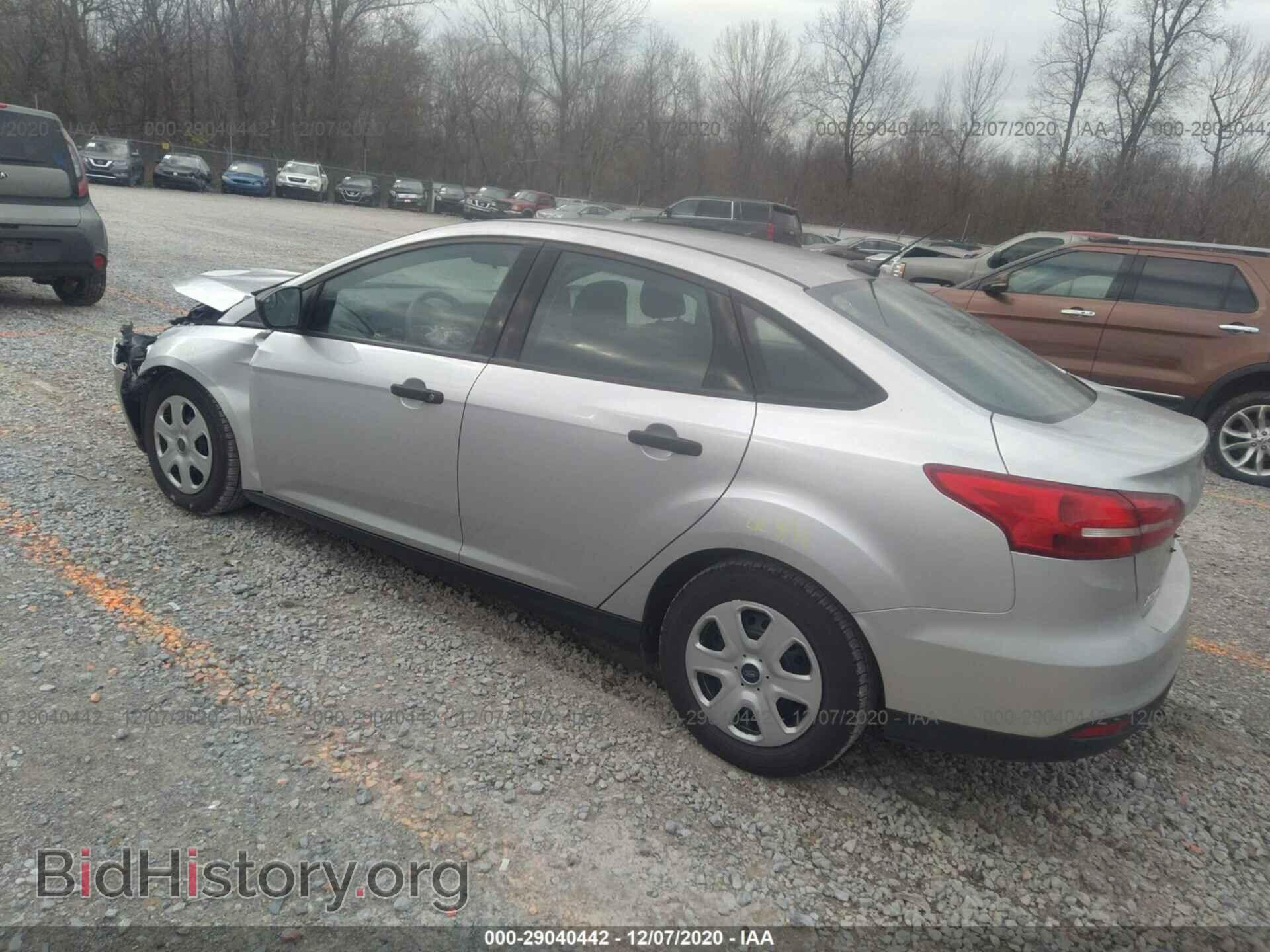 2017 FORD FOCUS - VIN: 1FADP3E24HL276934 - Фото 3