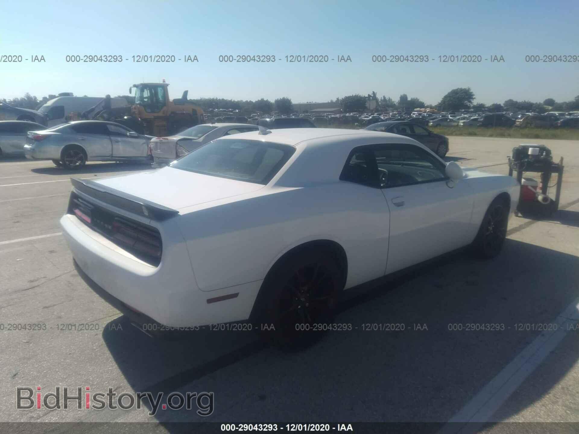 2018 DODGE CHALLENGER - VIN: 2C3CDZAG2JH118862 - Фото 4