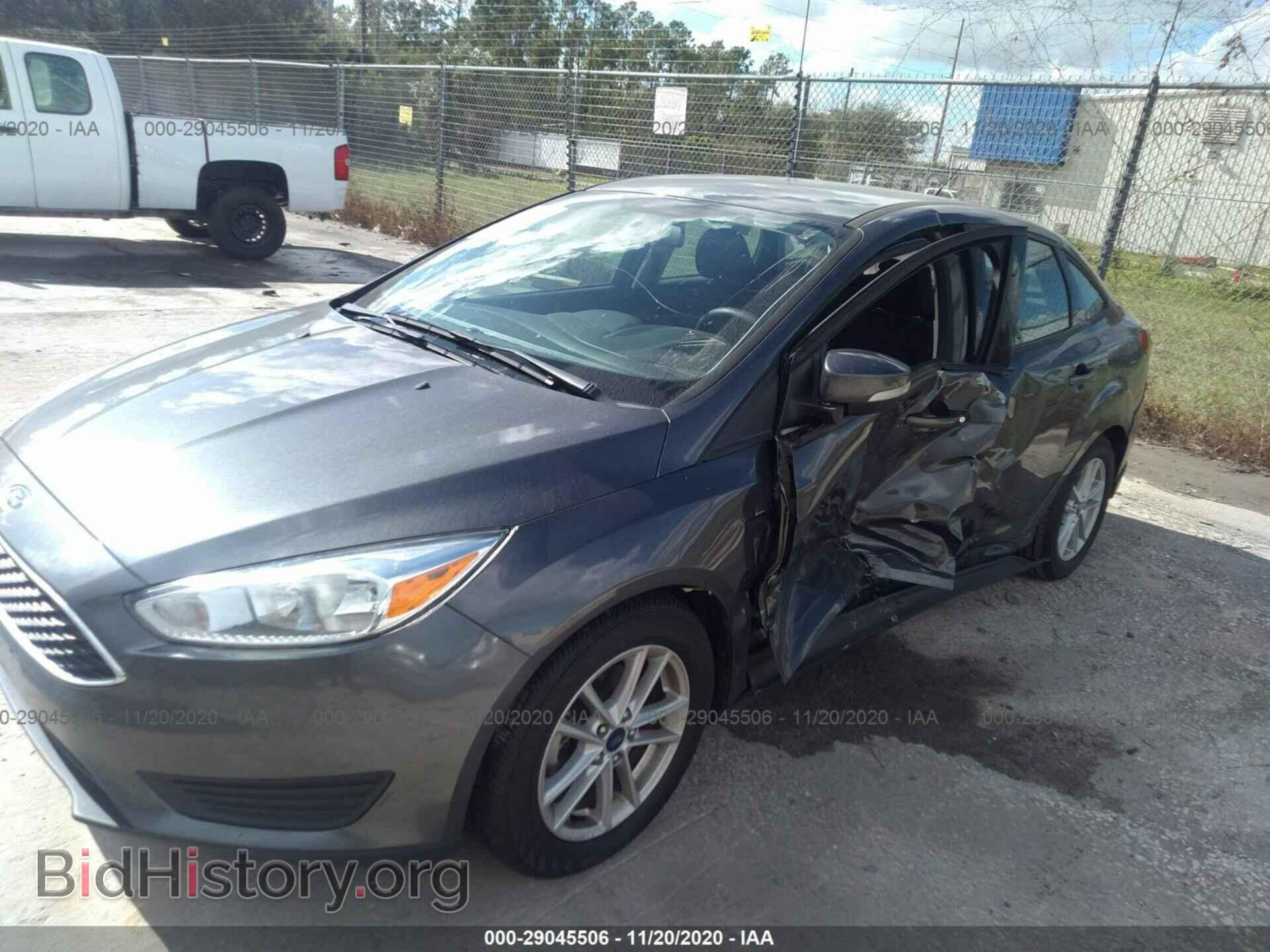 2017 FORD FOCUS - VIN: 1FADP3F23HL309520 - Photo 6