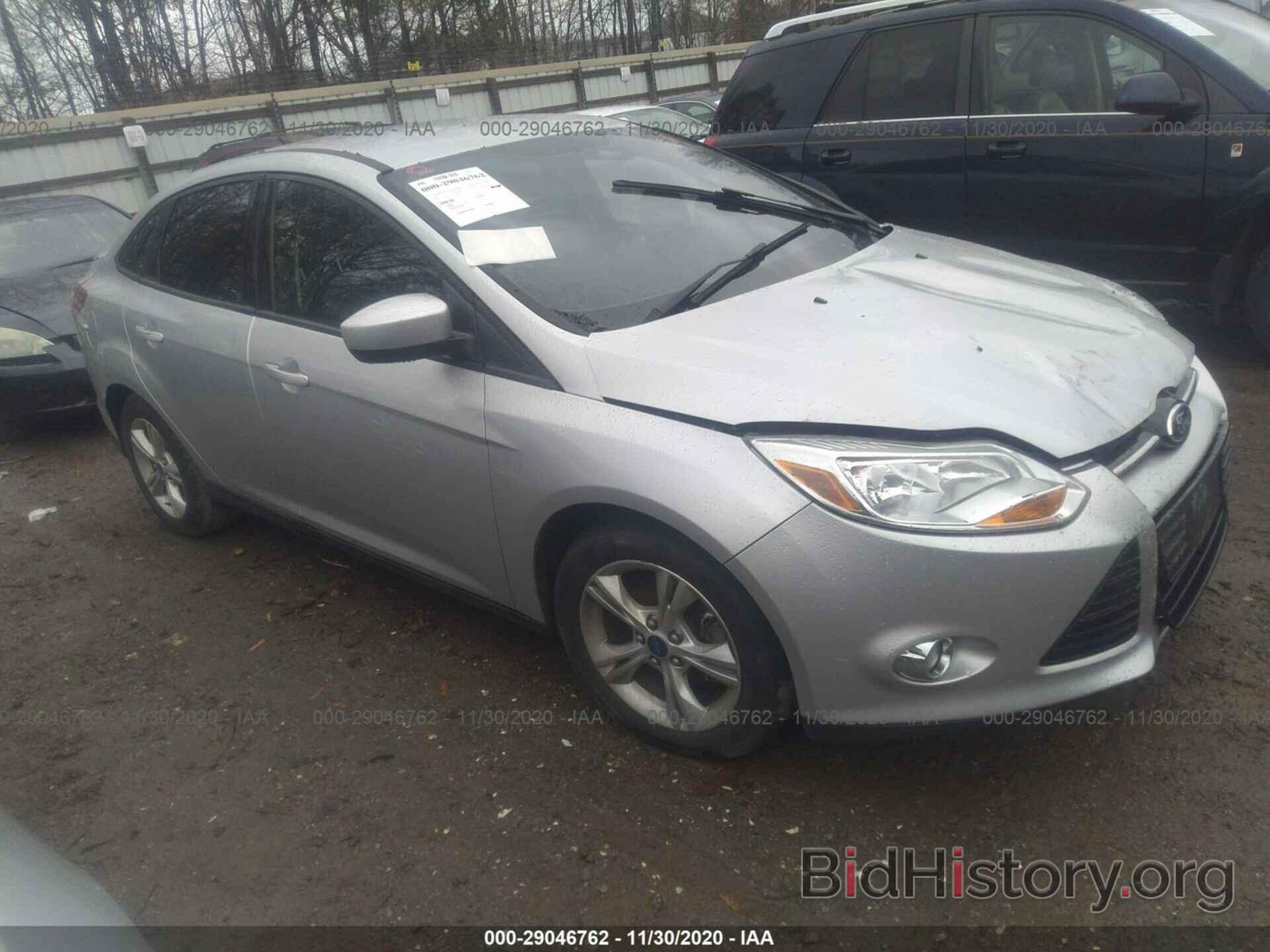 Photo 1FAHP3F2XCL402464 - FORD FOCUS 2012