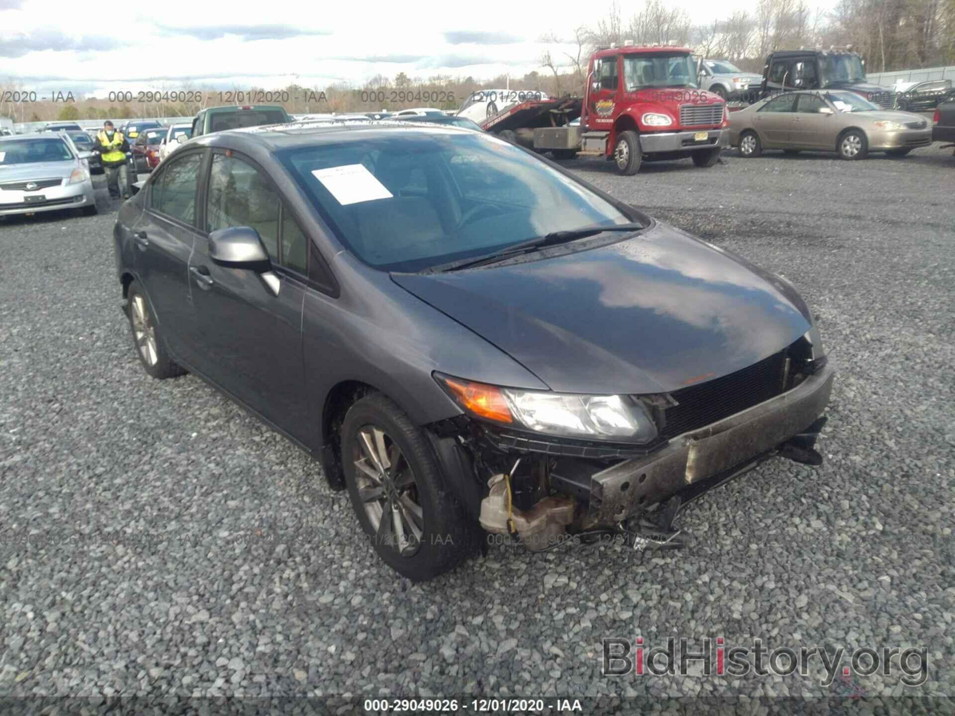 Photo 19XFB2F89CE041512 - HONDA CIVIC SDN 2012