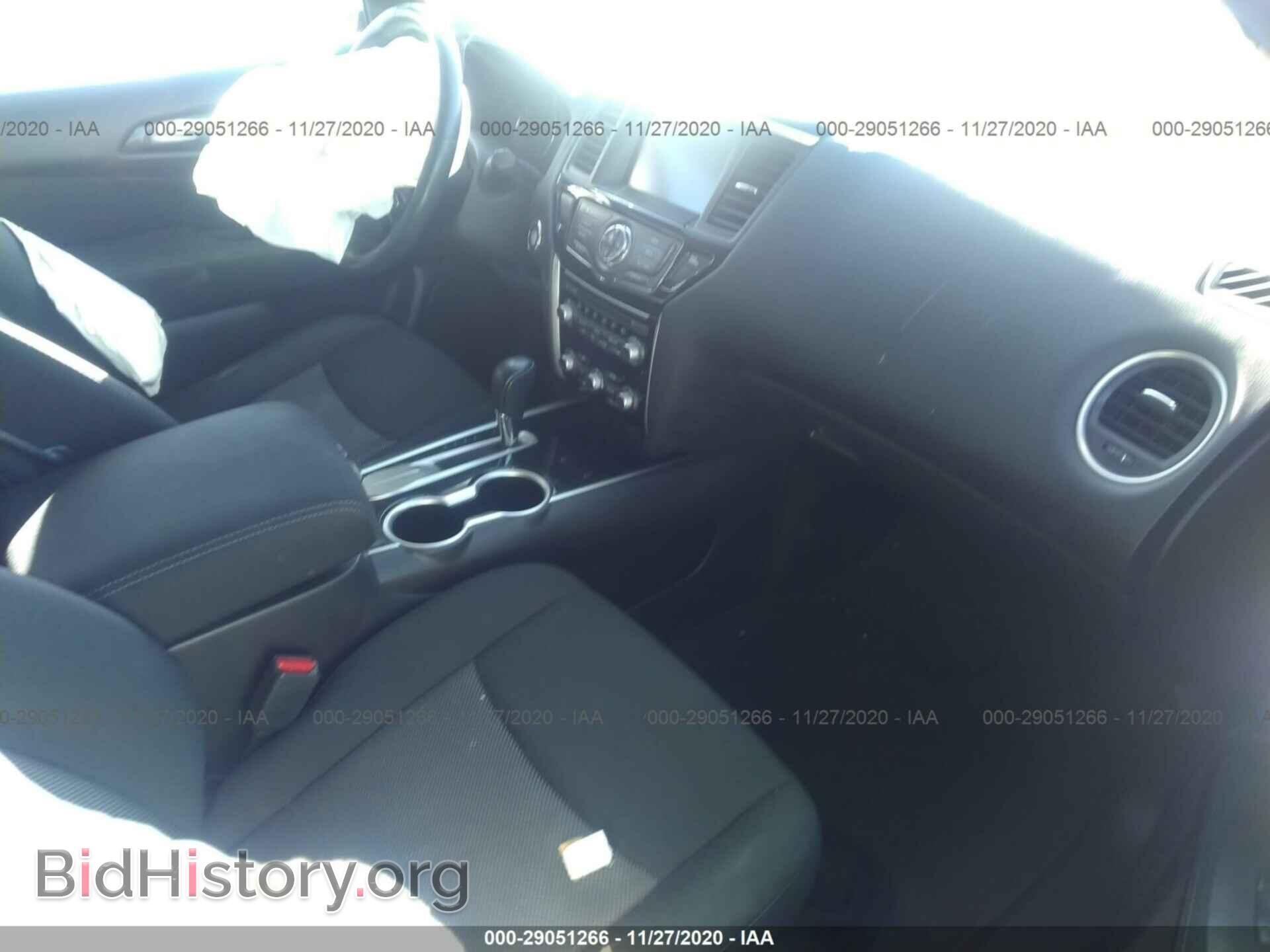 2017 NISSAN PATHFINDER - VIN: 5N1DR2MN9HC614205 - Фото 5