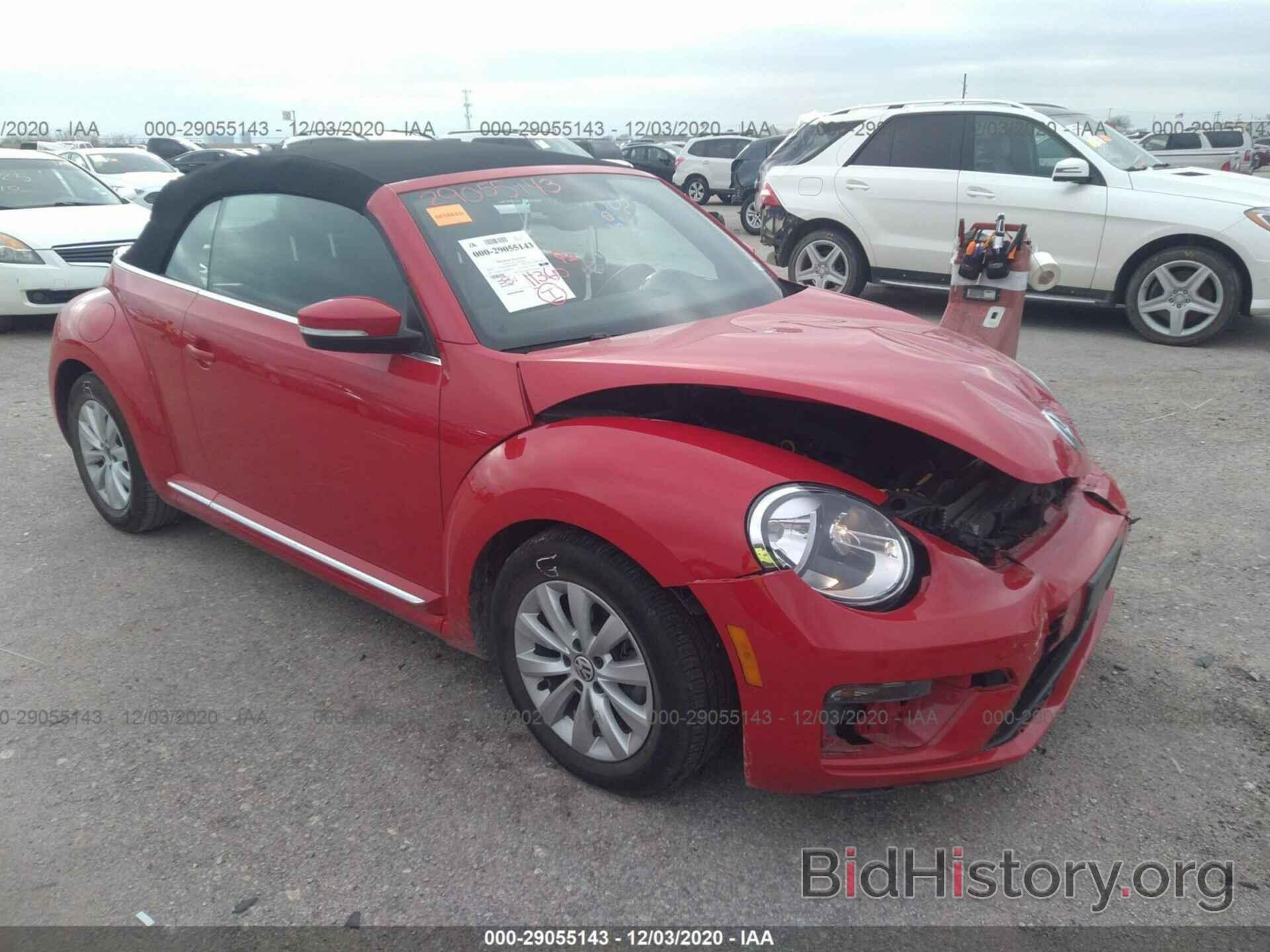 Photo 3VW5DAAT6KM507572 - VOLKSWAGEN BEETLE CONVERTIBLE 2019