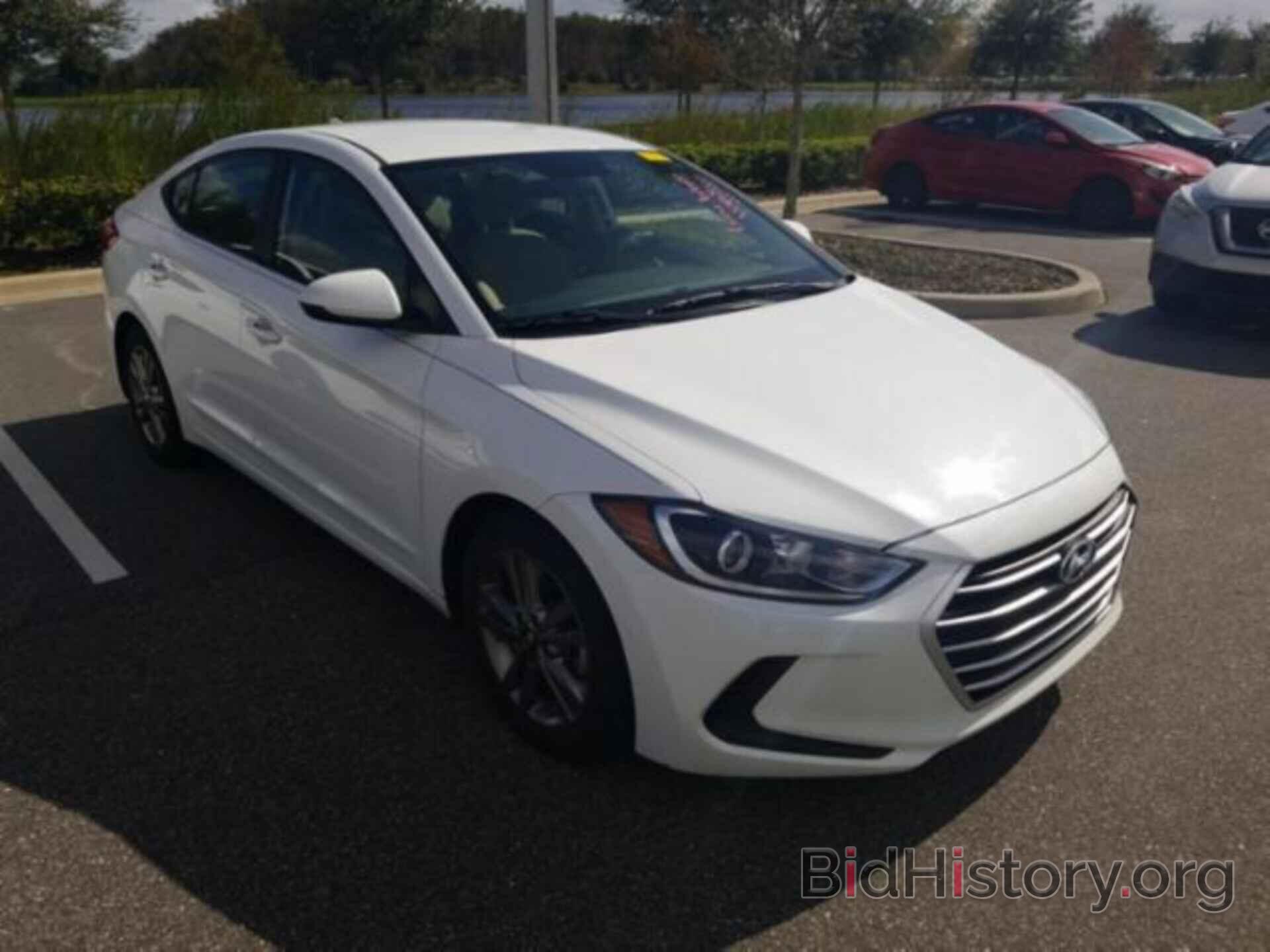 Фотография 5NPD84LF5HH120859 - HYUNDAI ELANTRA 2017