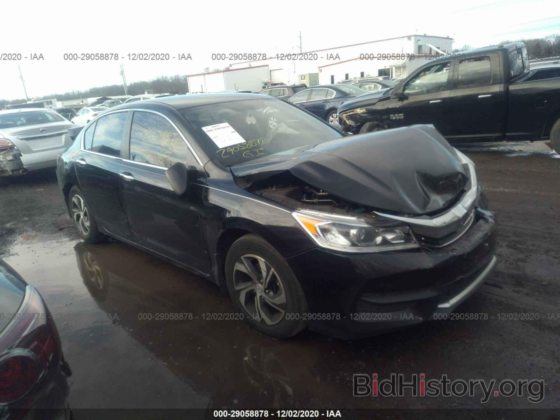 Photo 1HGCR2F30HA242620 - HONDA ACCORD SEDAN 2017