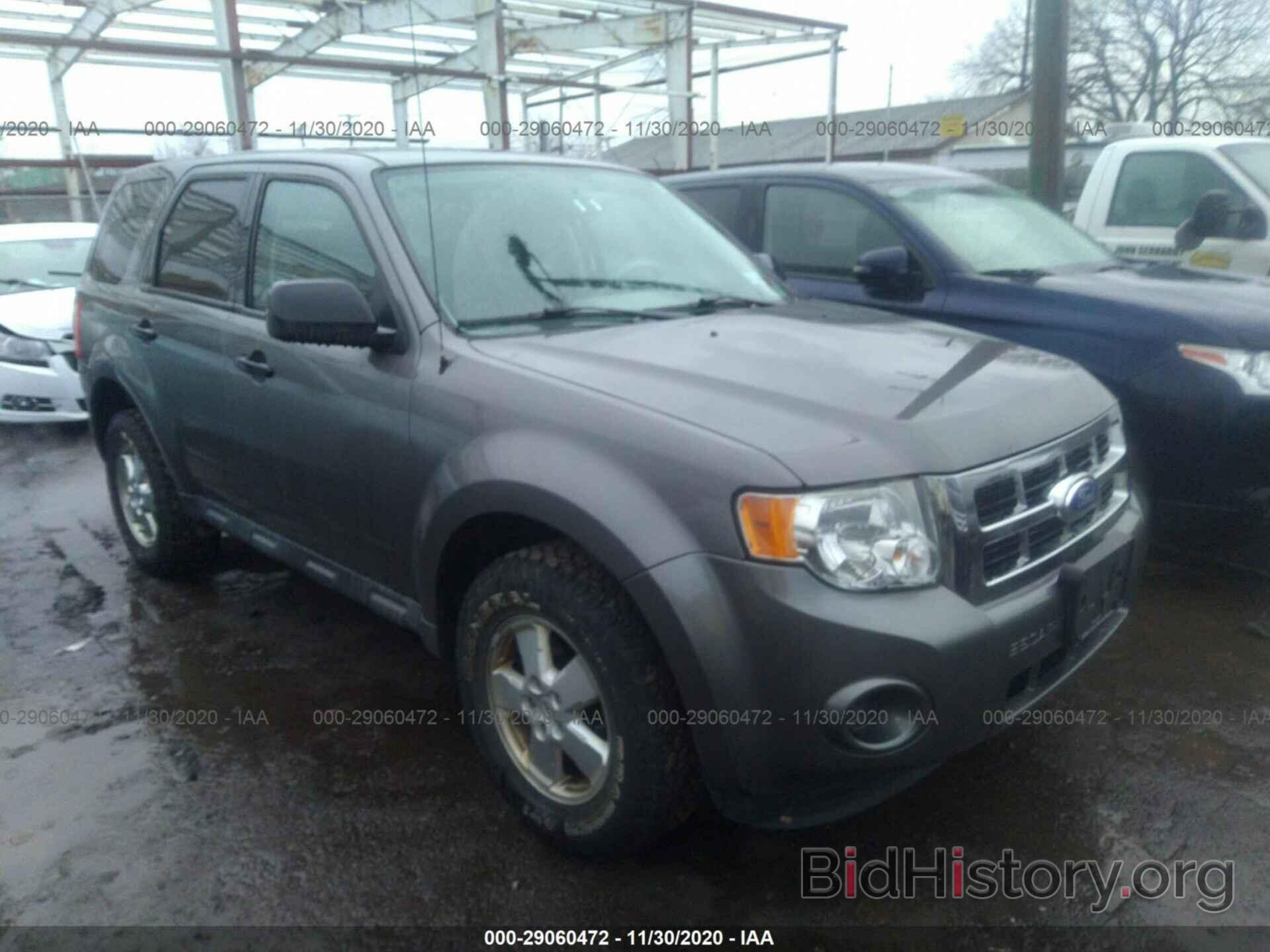 Photo 1FMCU0C70BKC06092 - FORD ESCAPE 2011