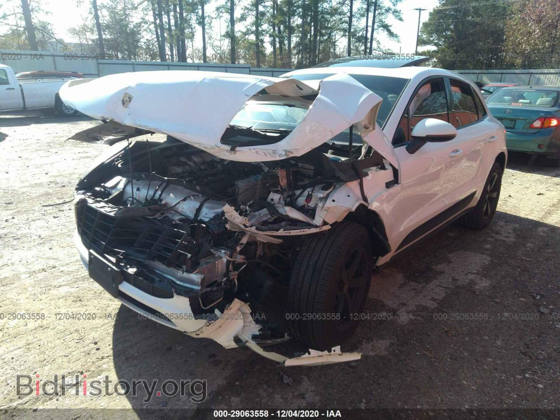 2017 PORSCHE MACAN - VIN: WP1AA2A59HLB02445 - Фото 2