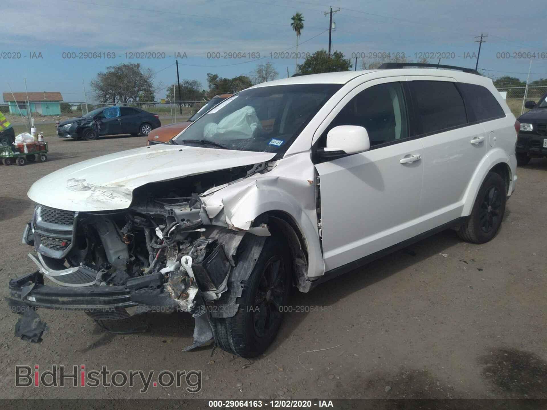 2017 DODGE JOURNEY - VIN: 3C4PDCBB6HT677099 - Фото 2