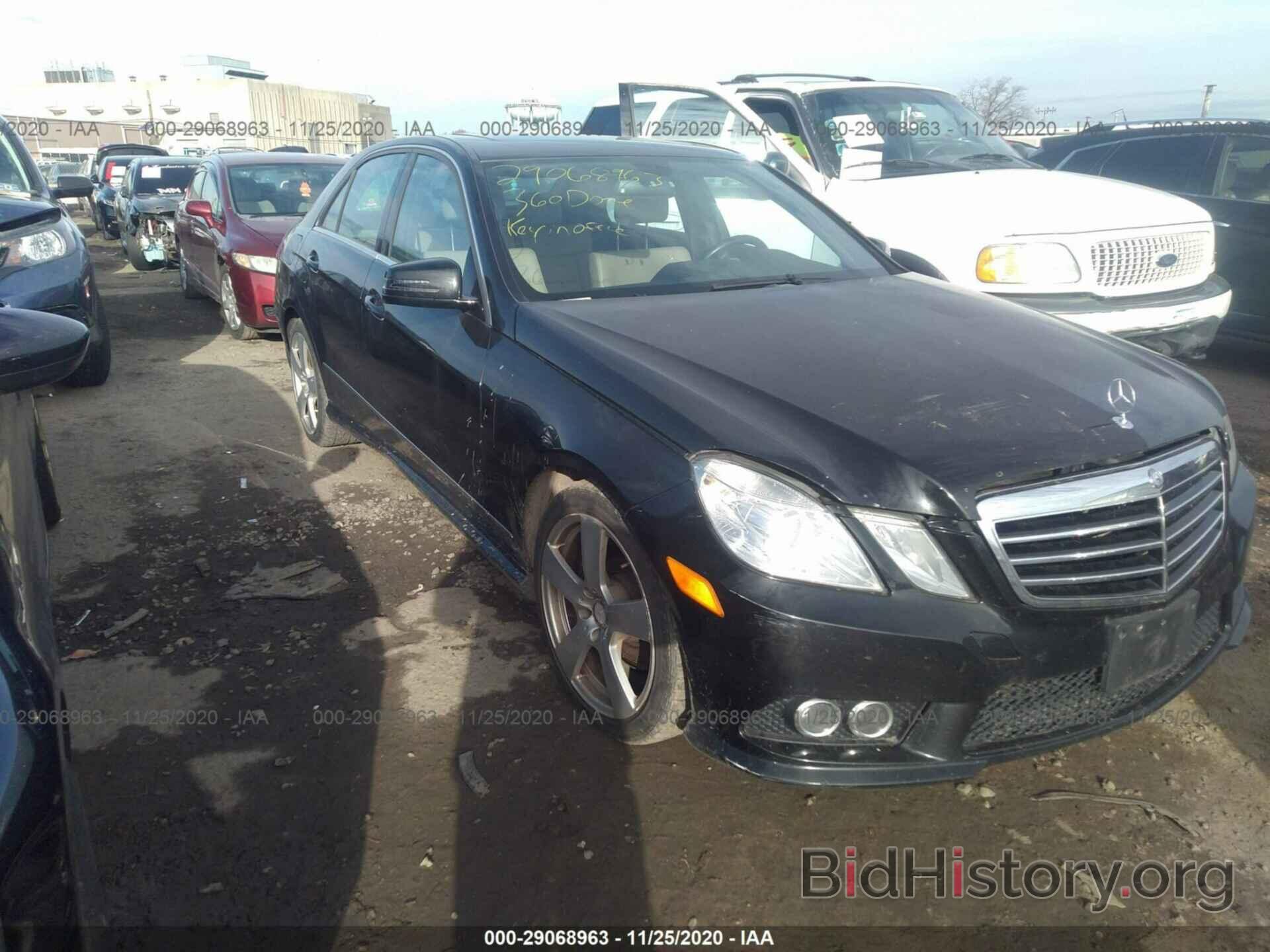 Photo WDDHF8HB0AA218009 - MERCEDES-BENZ E-CLASS 2010