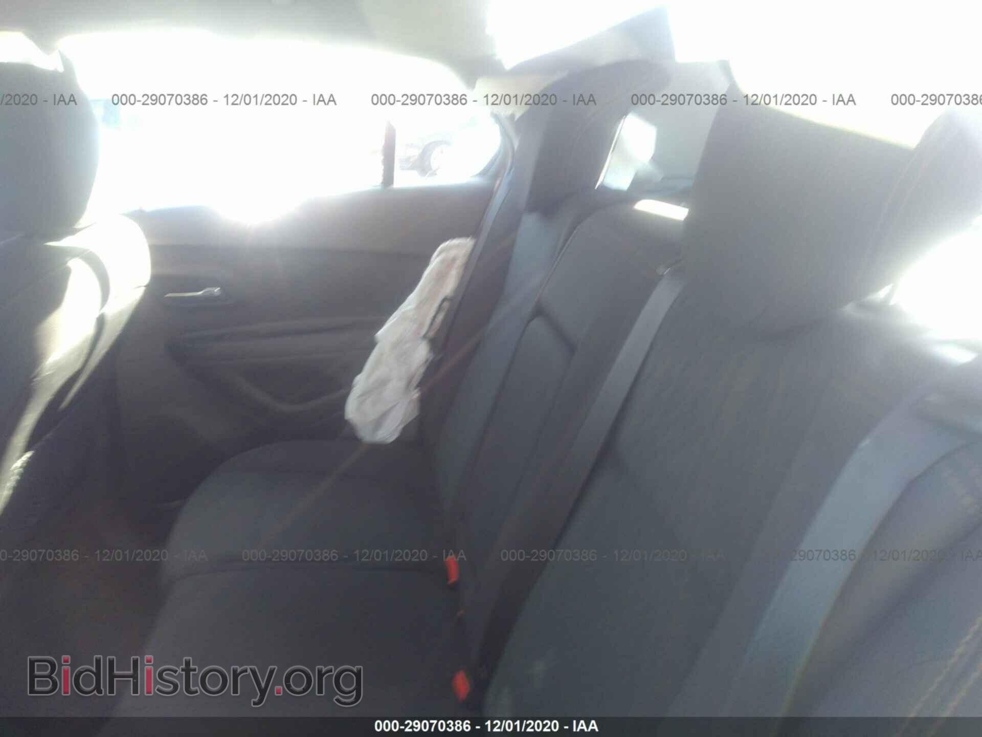2017 CHEVROLET TRAX - VIN: 3GNCJNSB3HL233687 - Photo 8