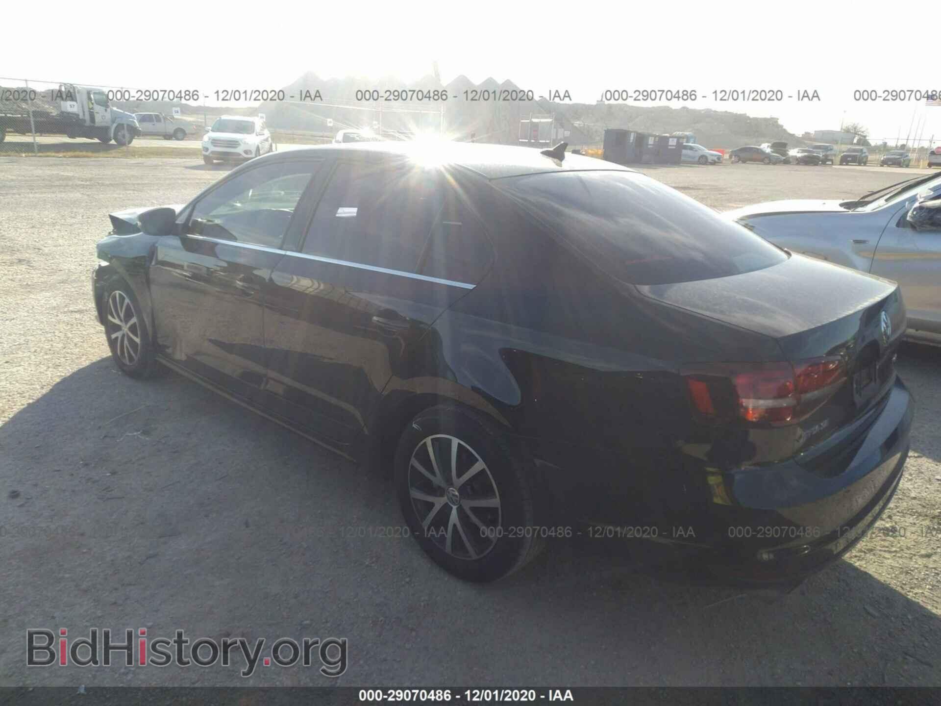 2017 VOLKSWAGEN JETTA - VIN: 3VWDB7AJ7HM290268 - Фото 3