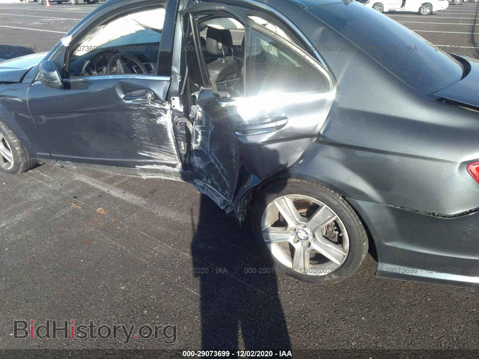 2011 MERCEDES-BENZ C-CLASS - VIN: WDDGF8BB0BR168882 - Фото 6