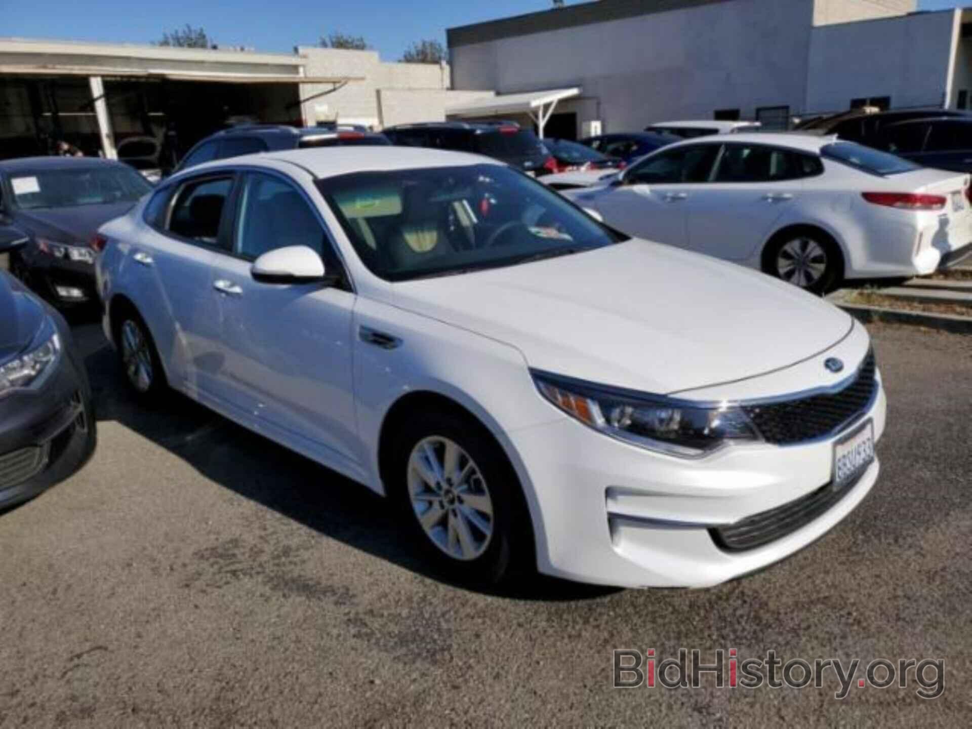 Photo 5XXGT4L30JG179756 - KIA OPTIMA 2018