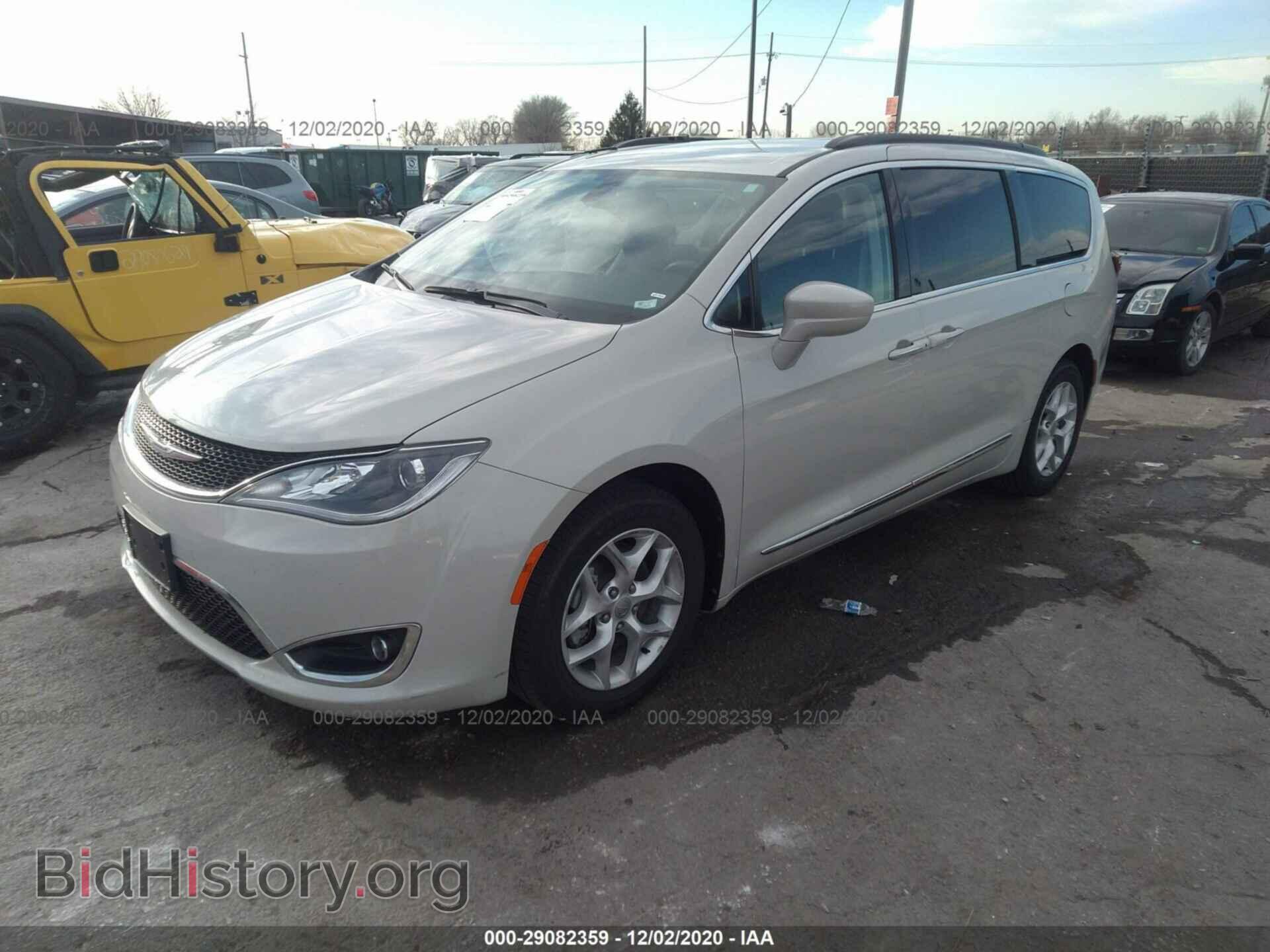 2017 CHRYSLER PACIFICA - VIN: 2C4RC1BG8HR565290 - Фото 2