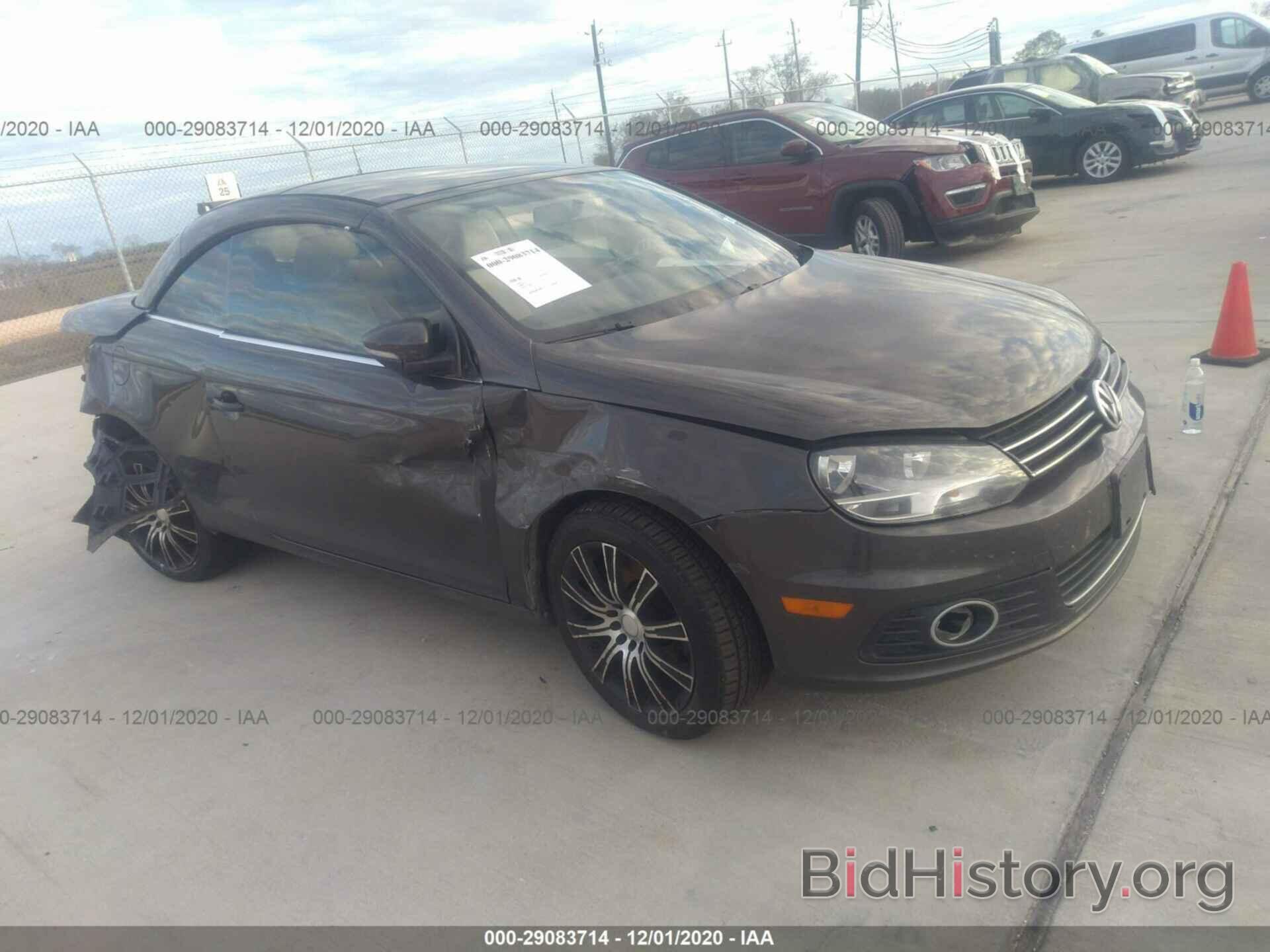 Photo WVWBW7AHXCV001491 - VOLKSWAGEN EOS 2012