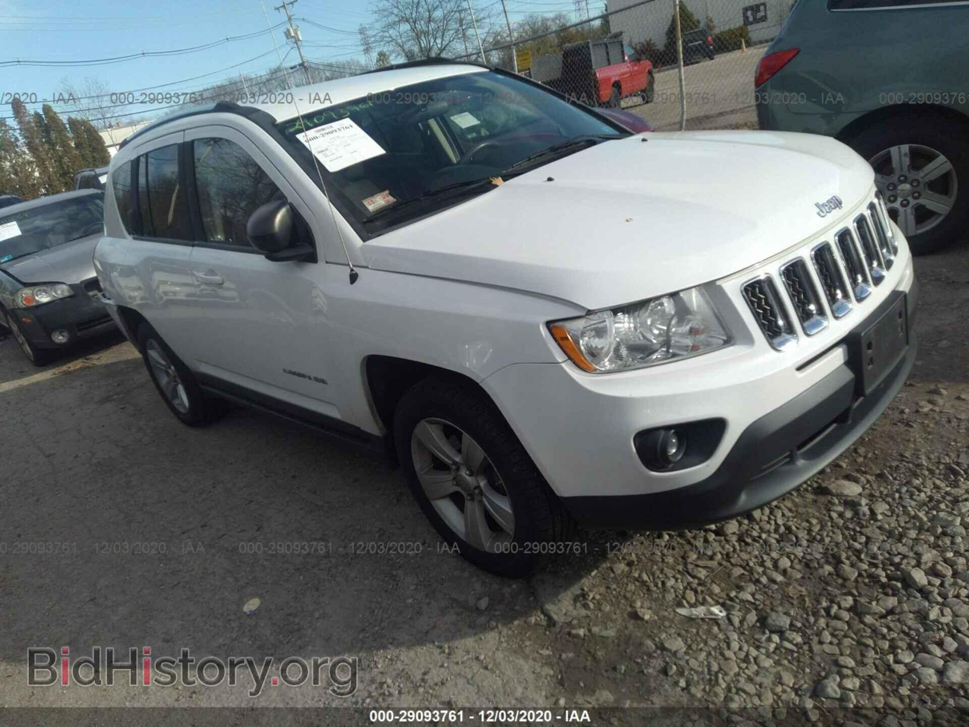 Photo 1J4NT1FB2BD142805 - JEEP COMPASS 2011