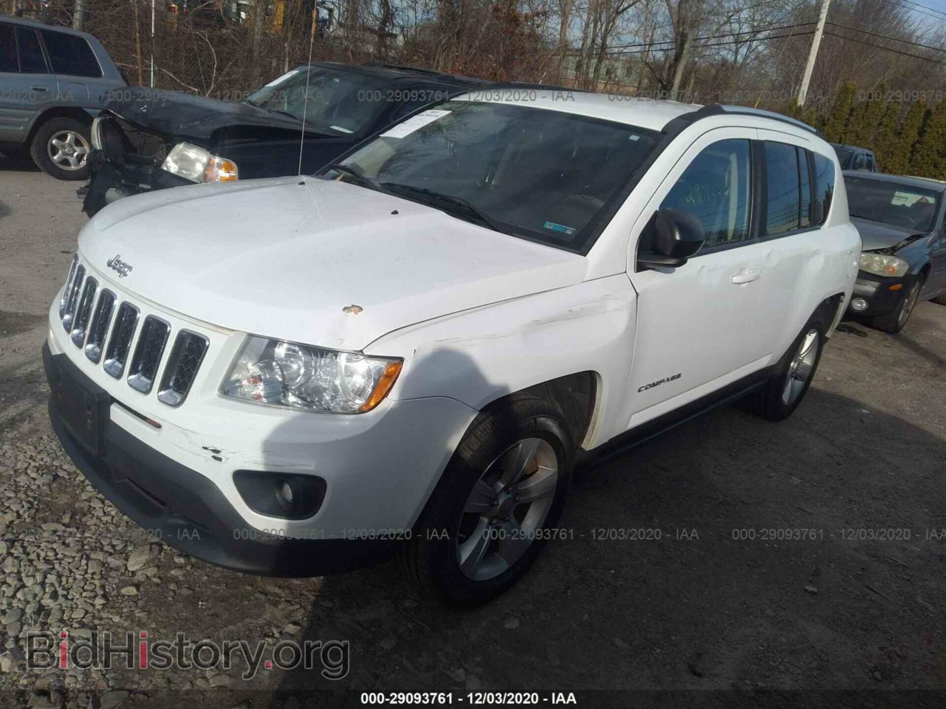 2011 JEEP COMPASS - VIN: 1J4NT1FB2BD142805 - Фото 2