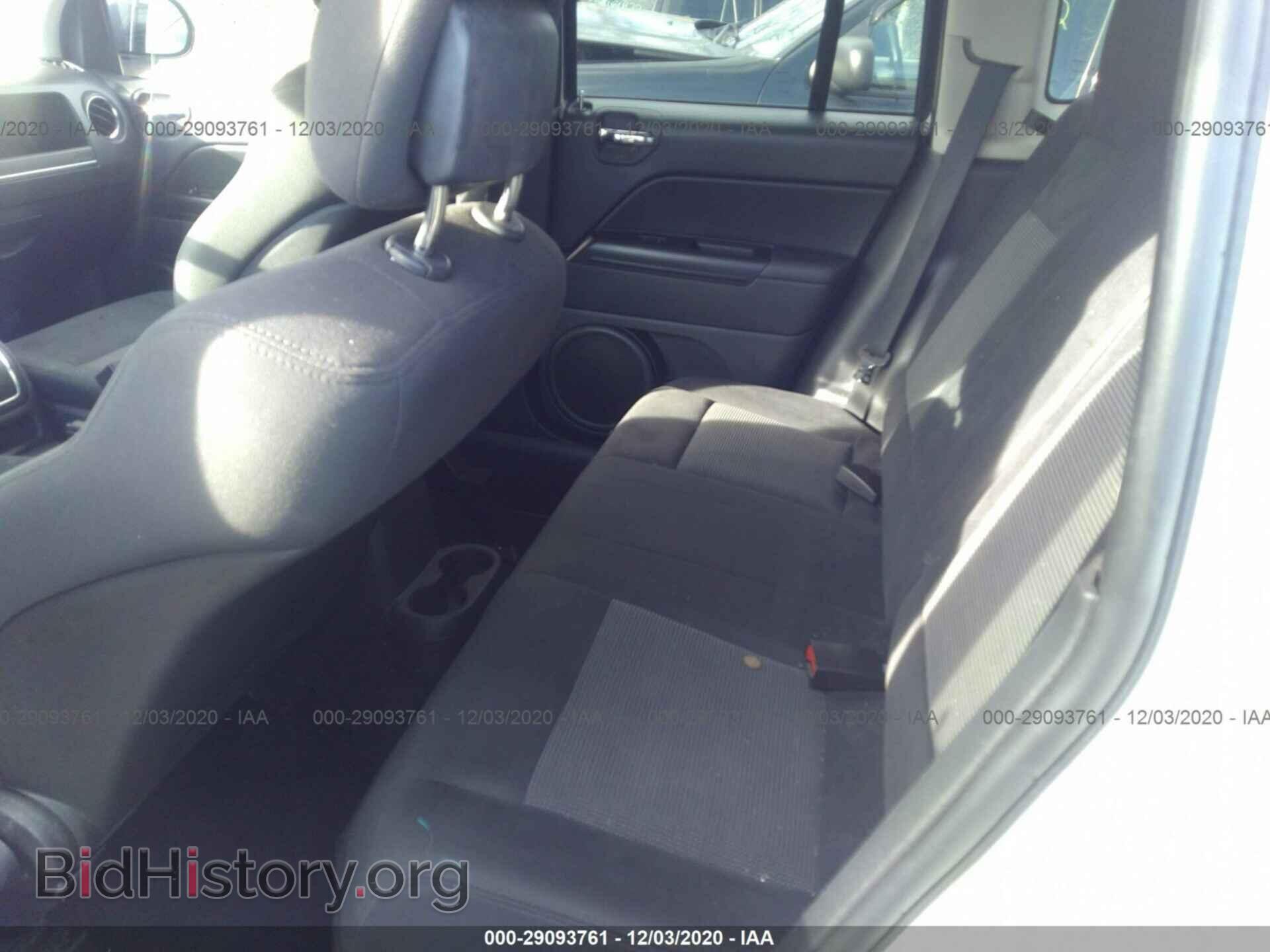 2011 JEEP COMPASS - VIN: 1J4NT1FB2BD142805 - Фото 8
