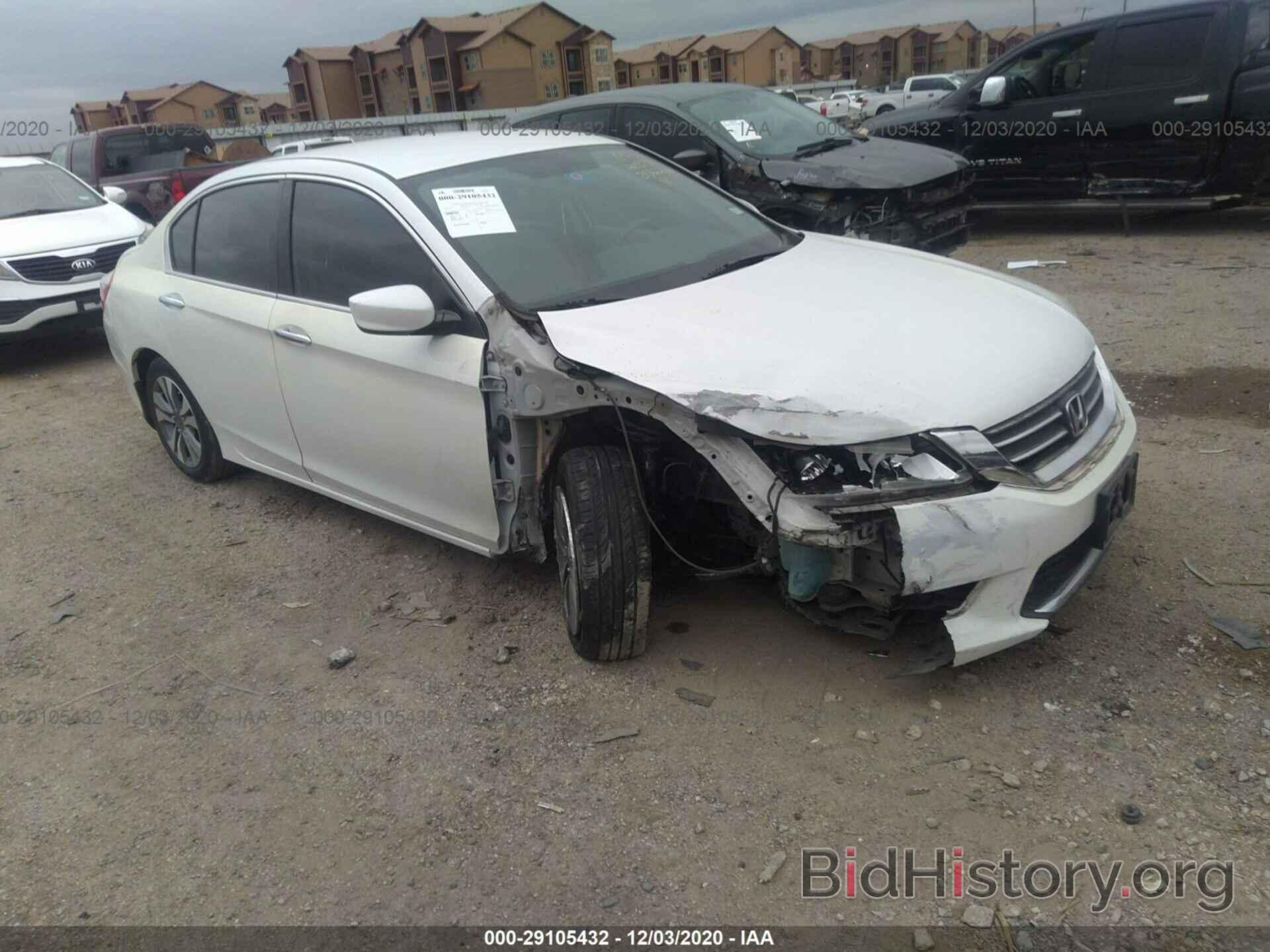 Photo 1HGCR2F37EA136192 - HONDA ACCORD SEDAN 2014