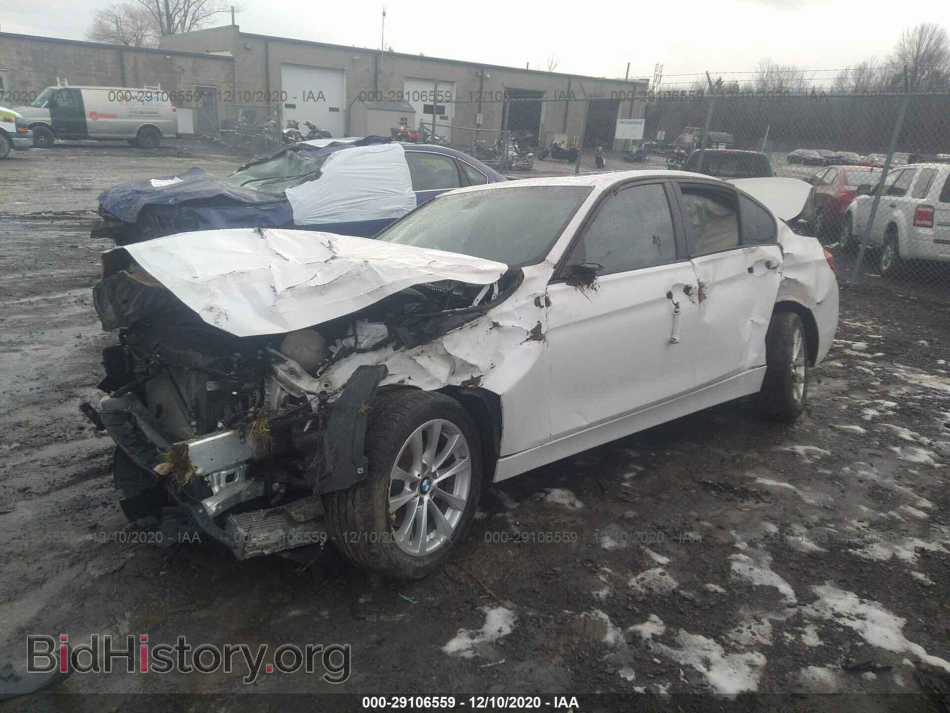 2016 BMW 3 SERIES - VIN: WBA8E1G59GNU11497 - Photo 2