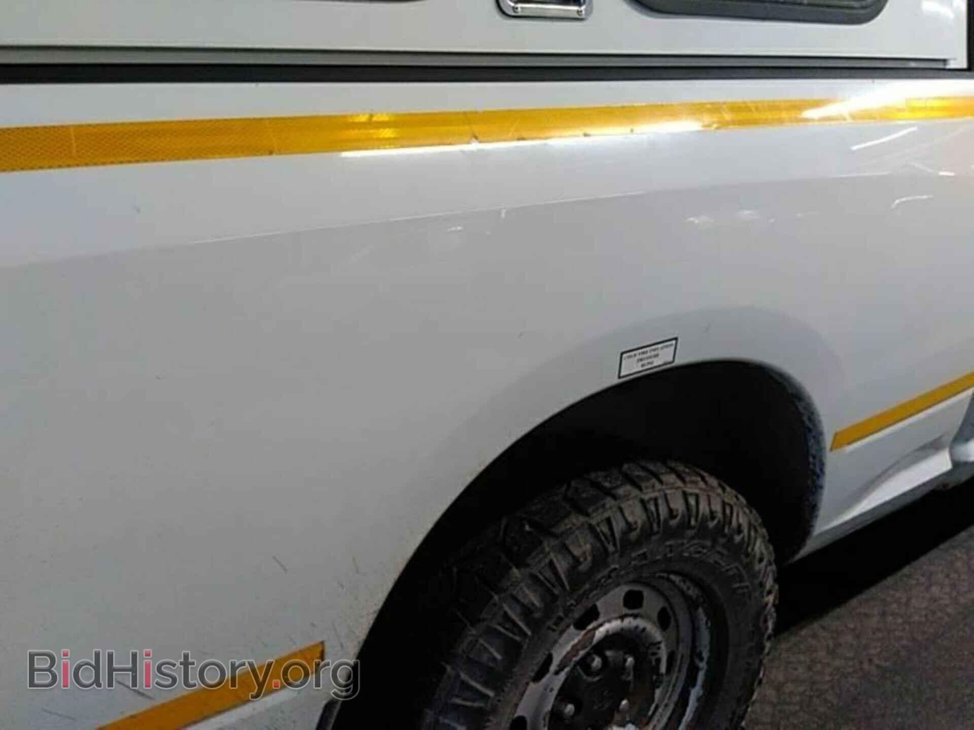 2012 RAM 1500 - VIN: 1C6RD7FT8CS129996 - Photo 2