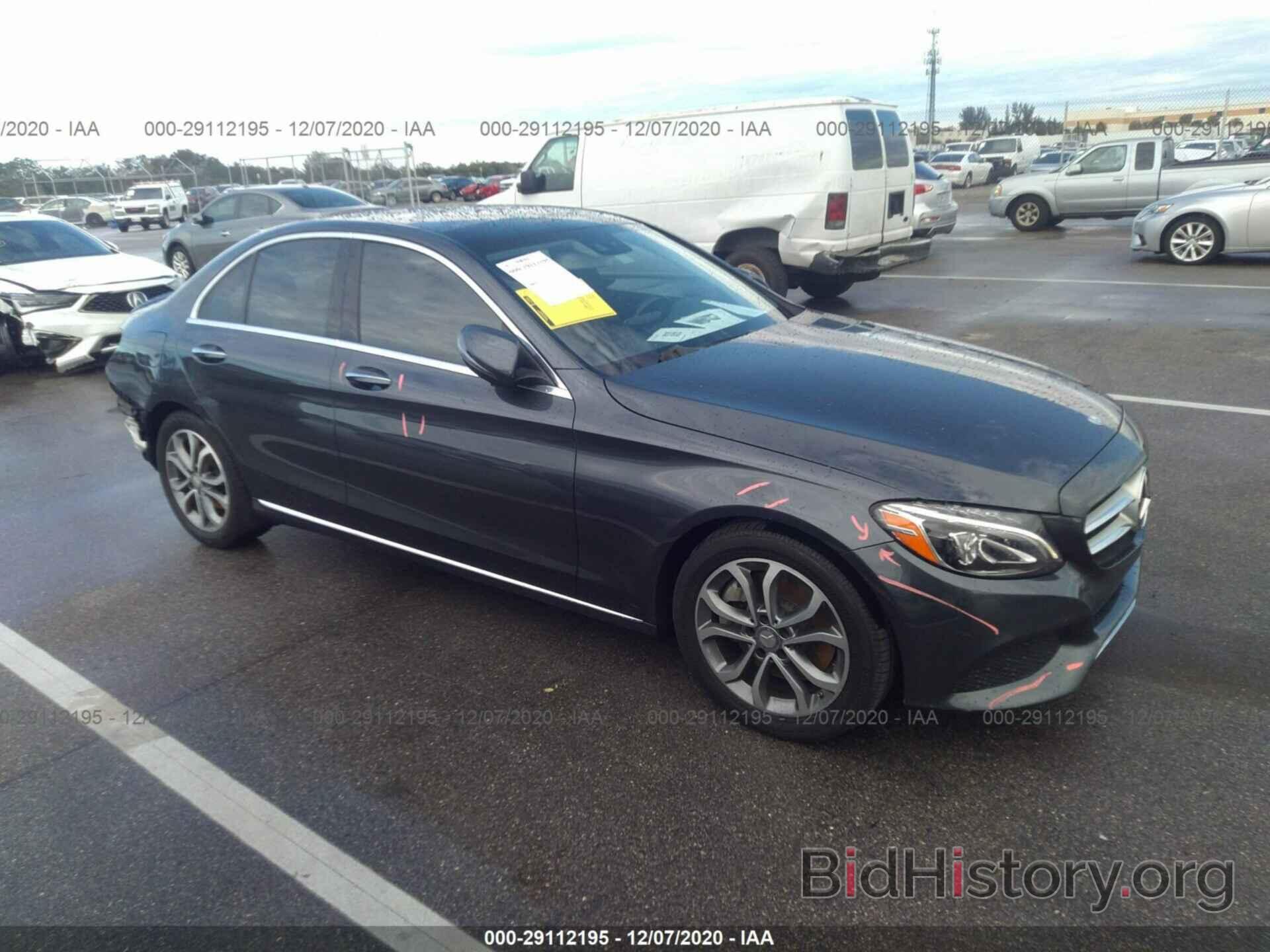 Photo WDDWF4JB2GR138442 - MERCEDES-BENZ C-CLASS 2016