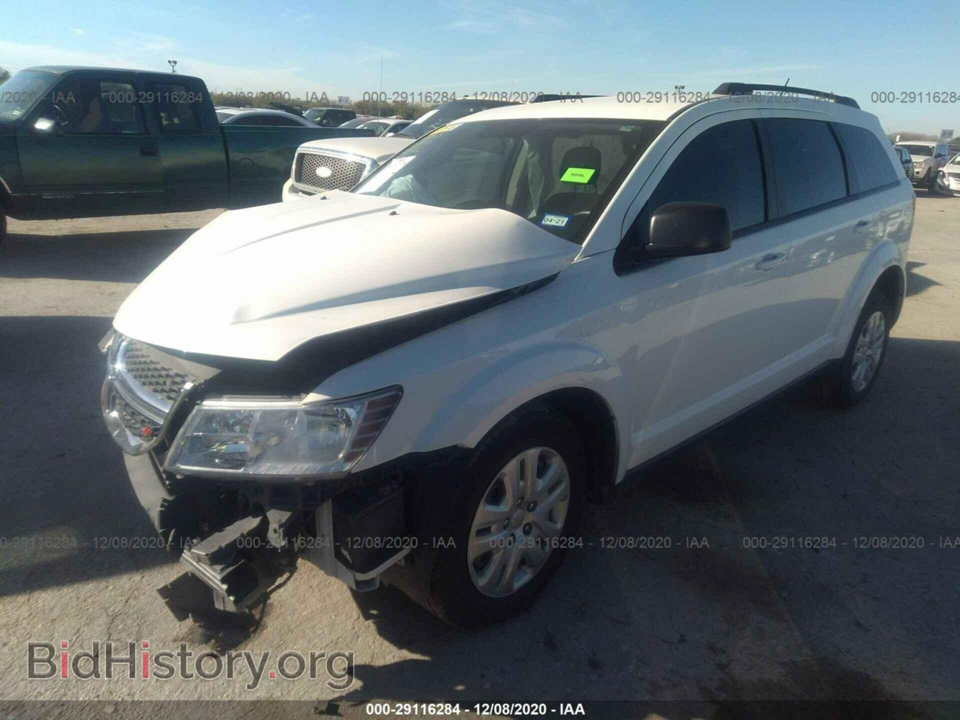 2018 DODGE JOURNEY - VIN: 3C4PDCAB7JT235682 - Фото 2
