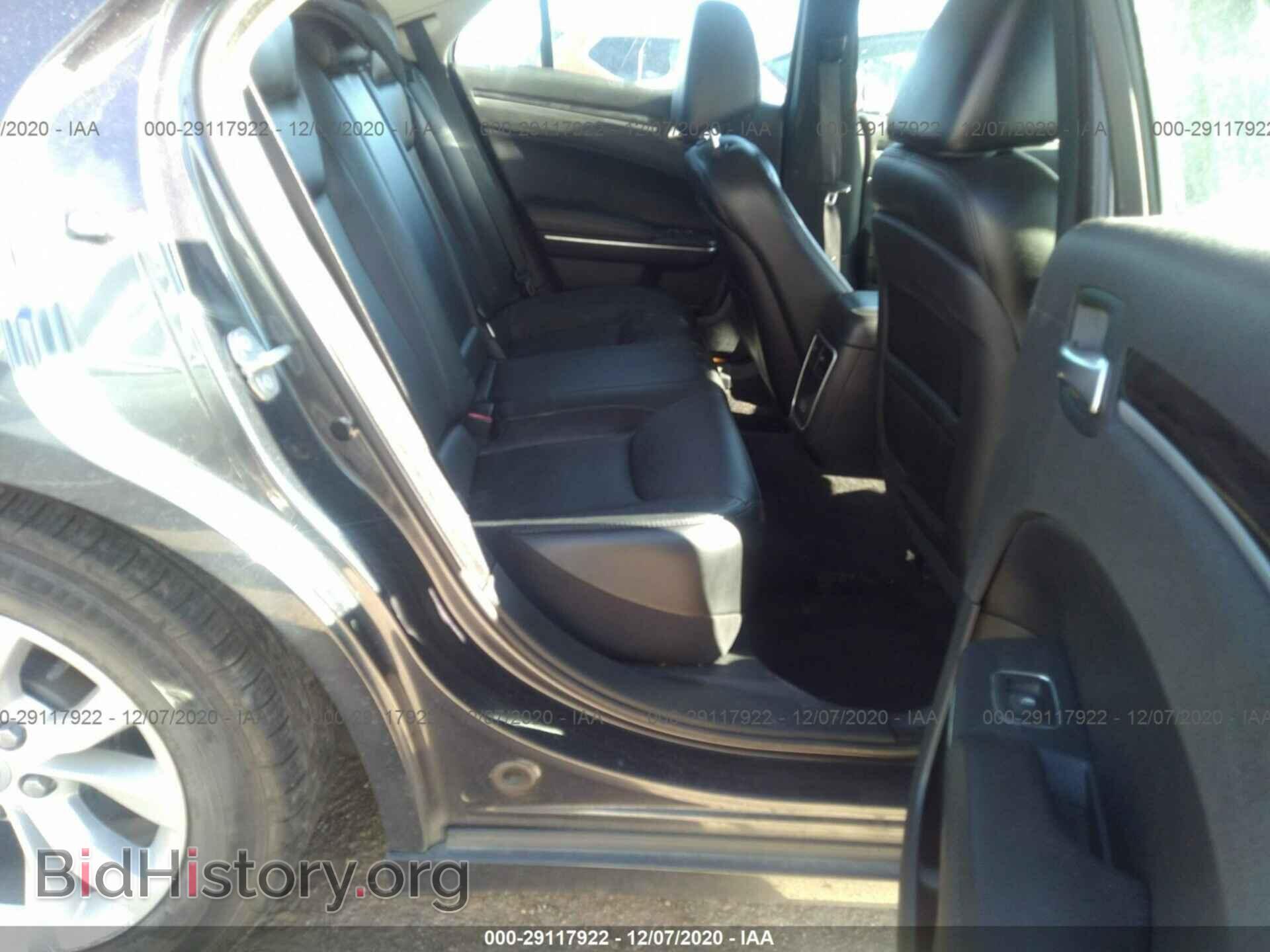 2016 CHRYSLER 300 - VIN: 2C3CCAAGXGH206779 - Фото 8