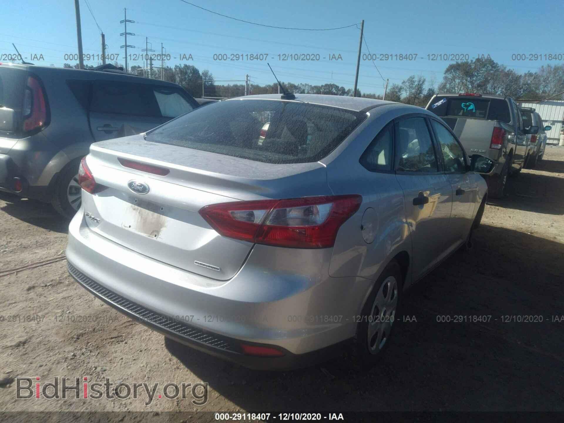 2012 FORD FOCUS - VIN: 1FAHP3E27CL462140 - Photo 4