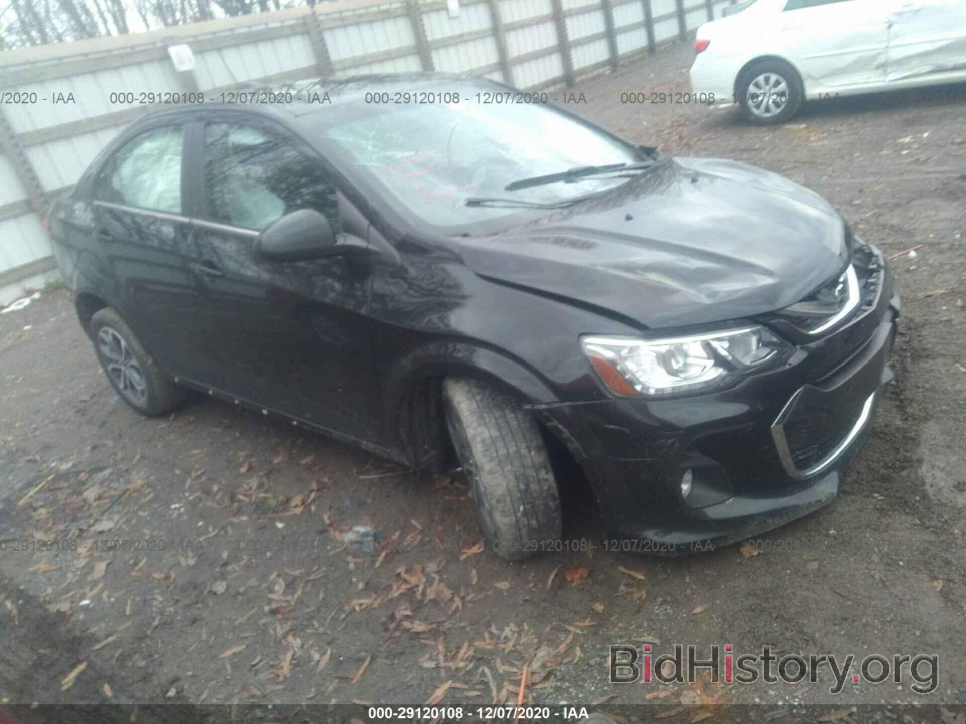 Photo 1G1JD5SH6J4105444 - CHEVROLET SONIC 2018