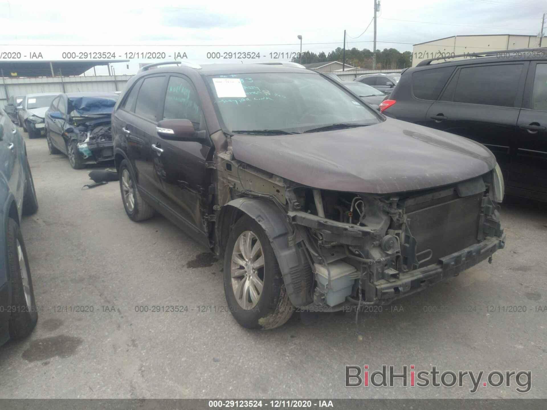 Photo 5XYKU3A1XBG029900 - KIA SORENTO 2011