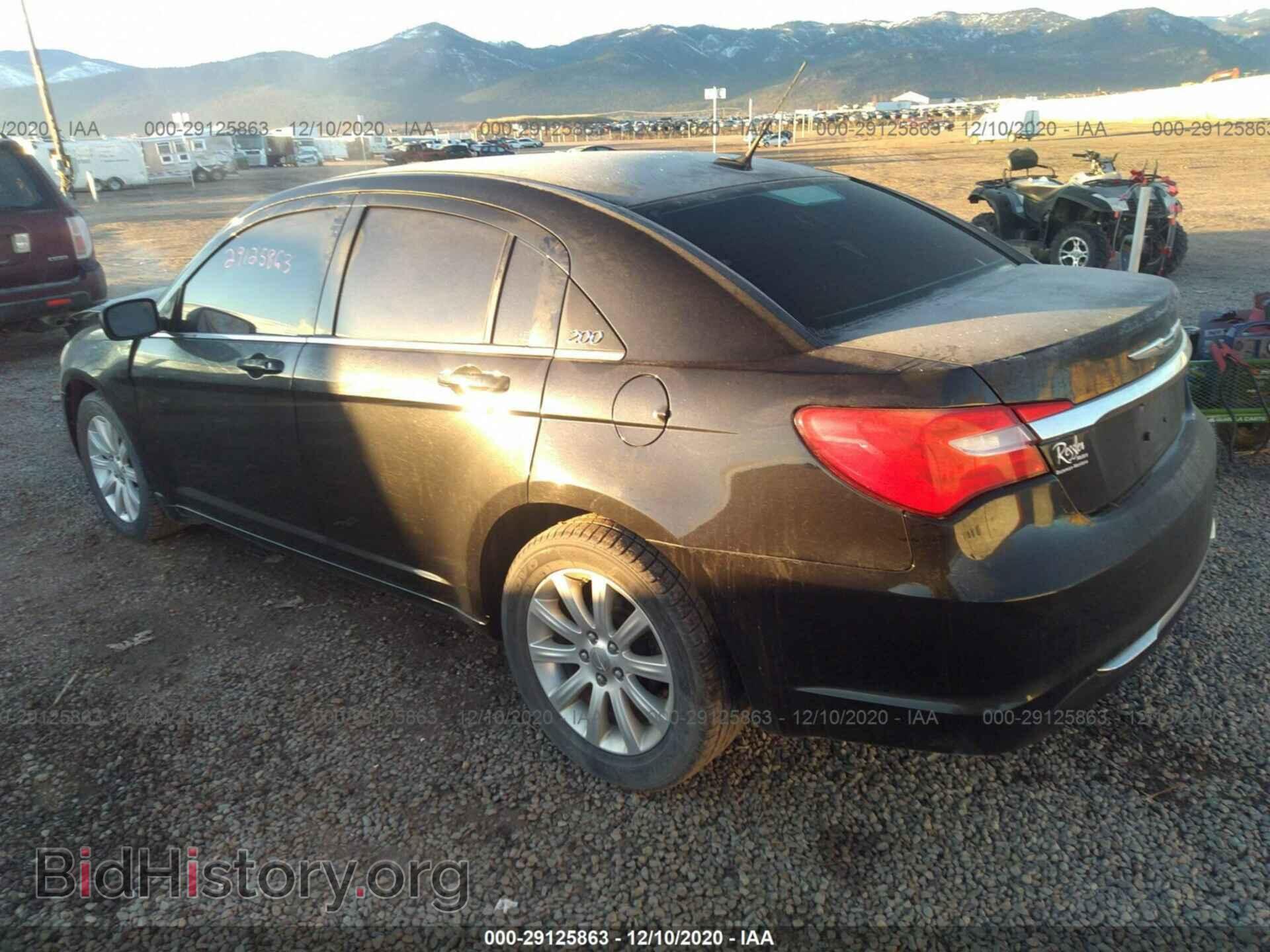 2011 CHRYSLER 200 - VIN: 1C3BC1FG4BN520755 - Фото 3