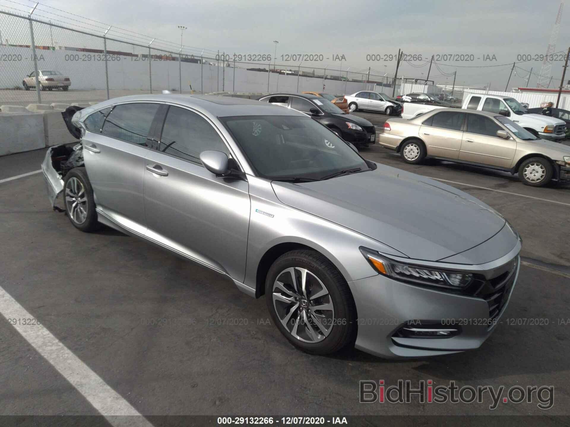 Photo 1HGCV3F41KA017124 - HONDA ACCORD HYBRID 2019