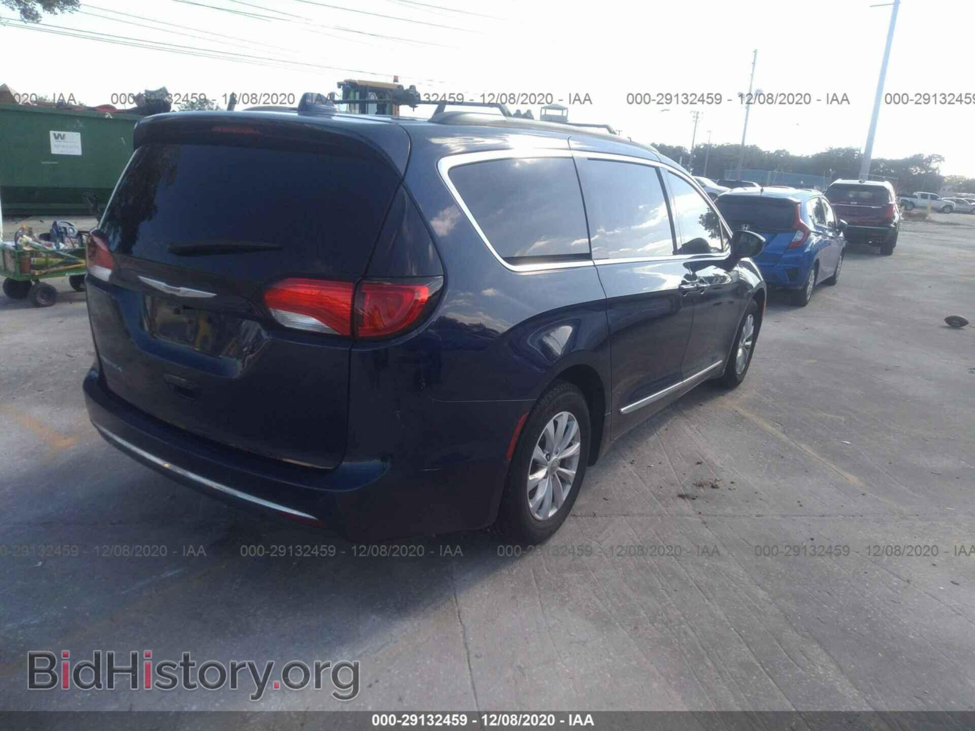 2017 CHRYSLER PACIFICA - VIN: 2C4RC1BGXHR519699 - Photo 4