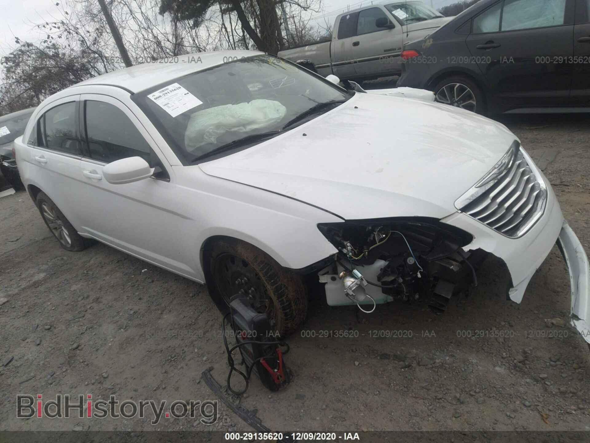 Фотография 1C3CCBAG2DN736401 - CHRYSLER 200 2013
