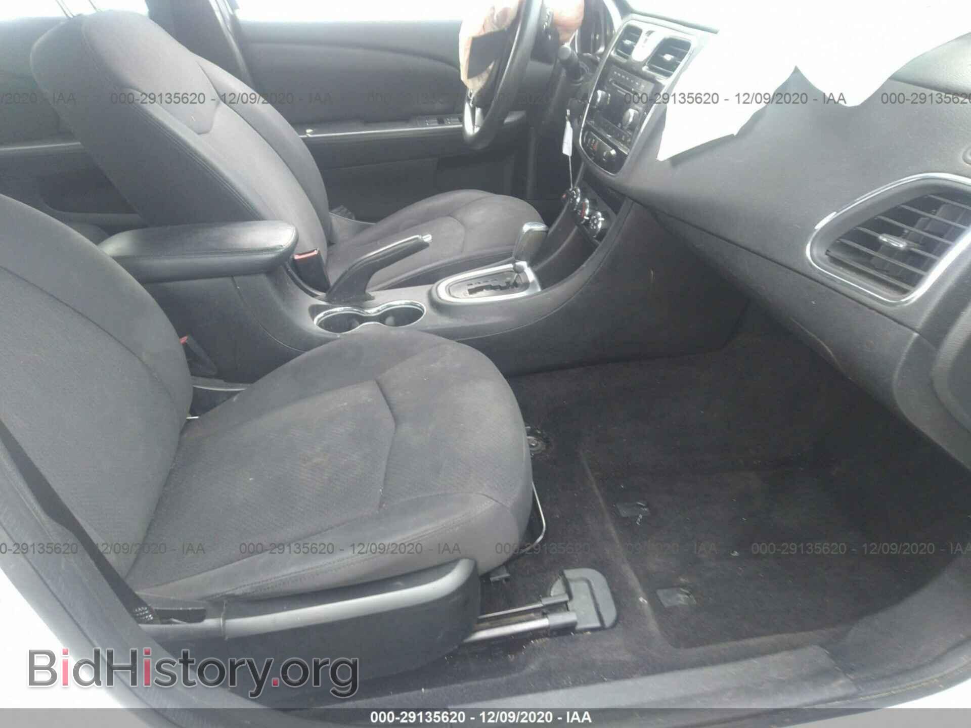 2013 CHRYSLER 200 - VIN: 1C3CCBAG2DN736401 - Photo 5