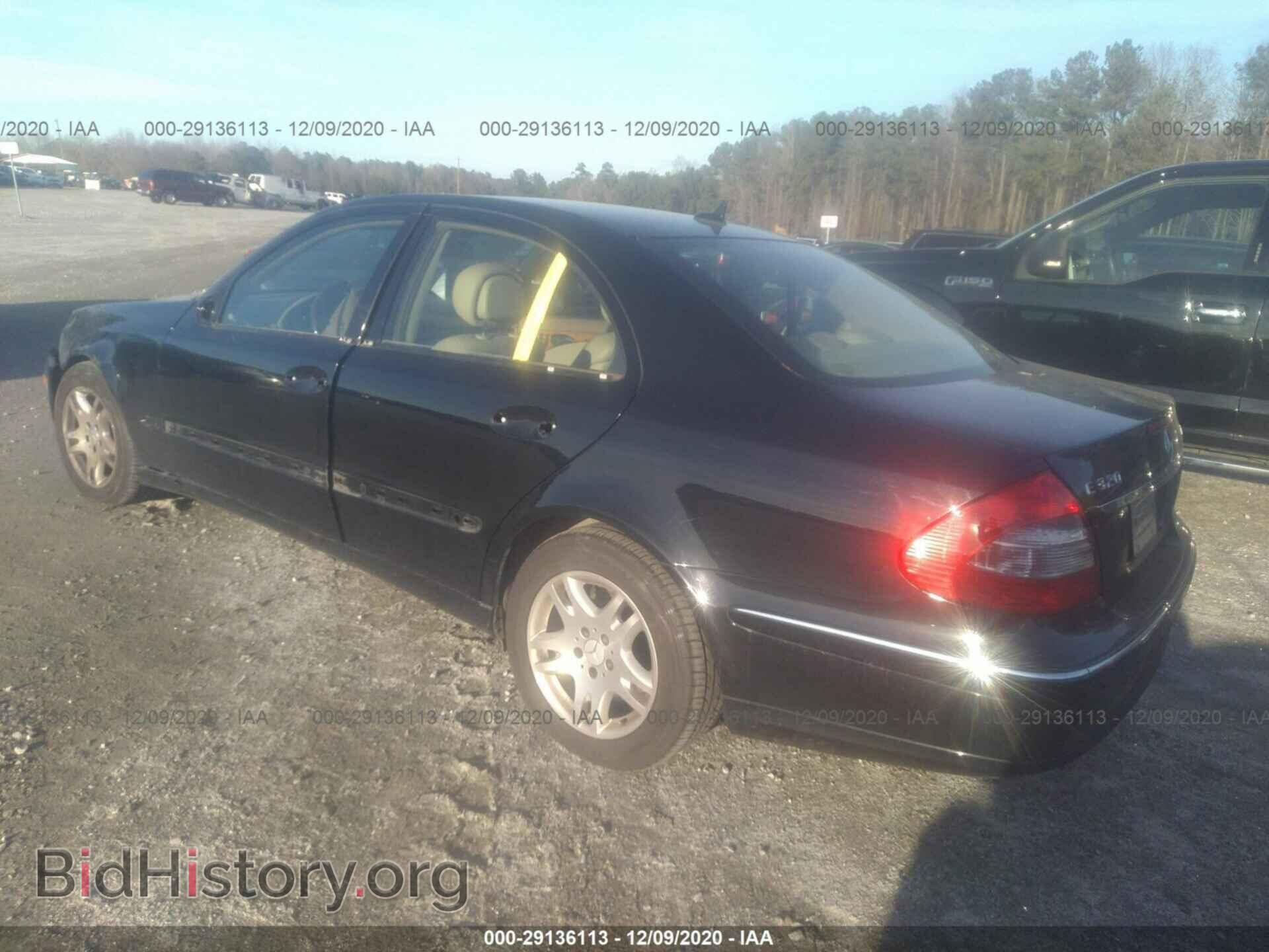 2007 MERCEDES-BENZ E-CLASS - VIN: WDBUF22X77B064328 - Фото 3