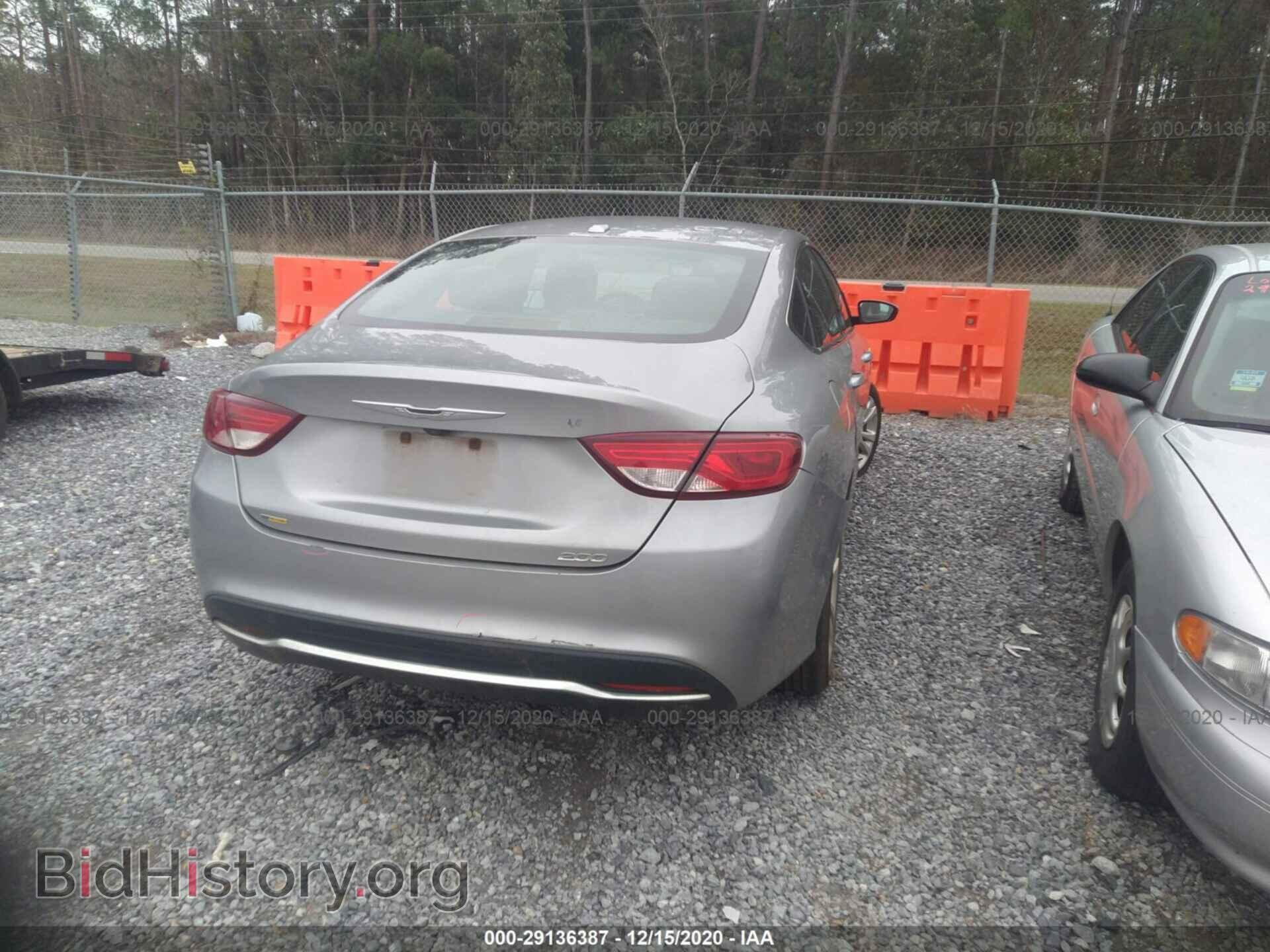 2015 CHRYSLER 200 - VIN: 1C3CCCAB5FN670570 - Фото 4