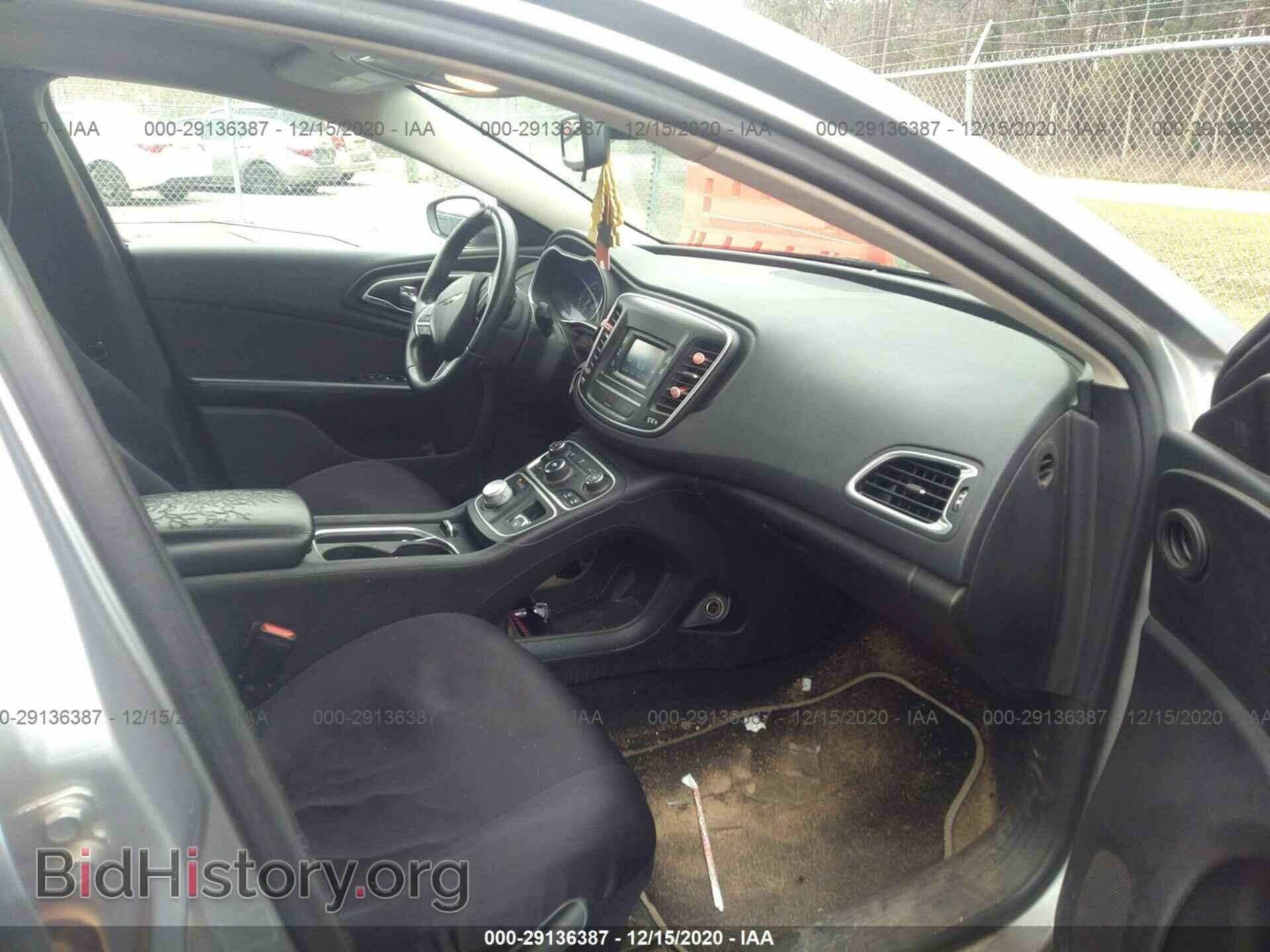 2015 CHRYSLER 200 - VIN: 1C3CCCAB5FN670570 - Фото 5